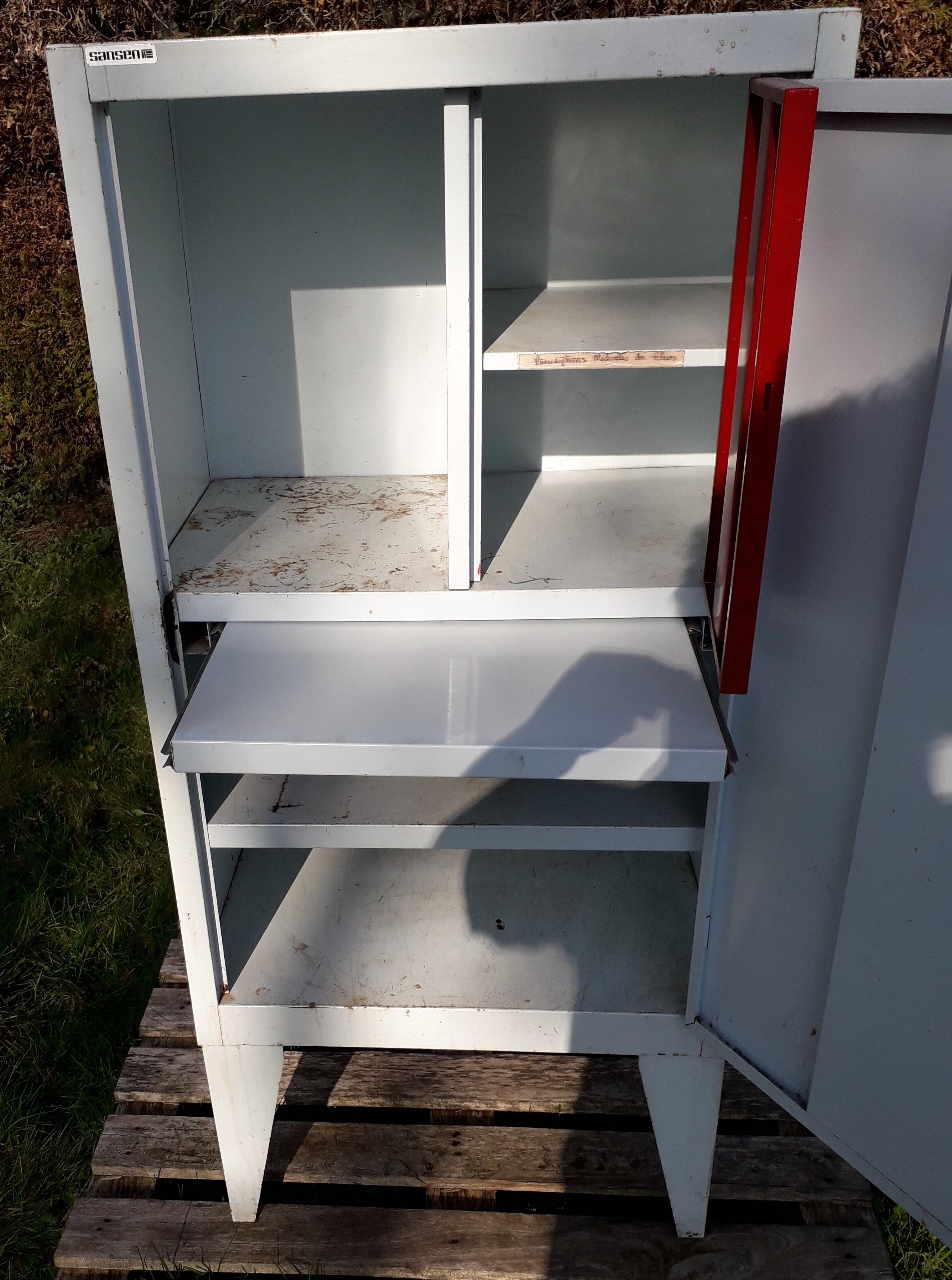 Industrial metal storage cabinet