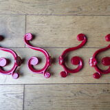 Set 4 enamelled cast iron hooks