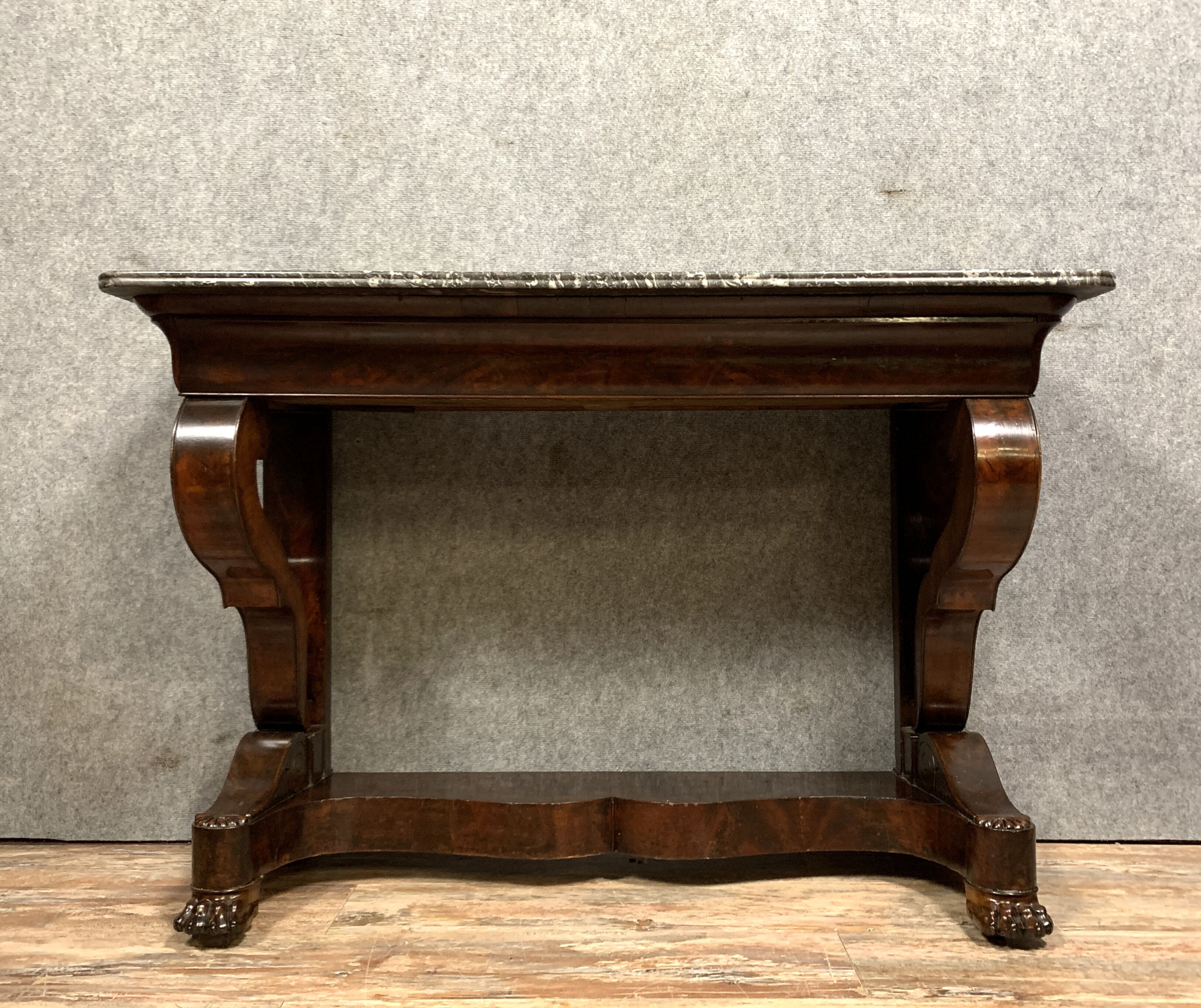 Console with crosses empire era mahogany around 1810-1820