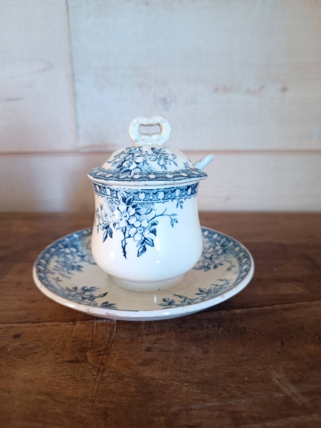 Gien mustard pot ironstone