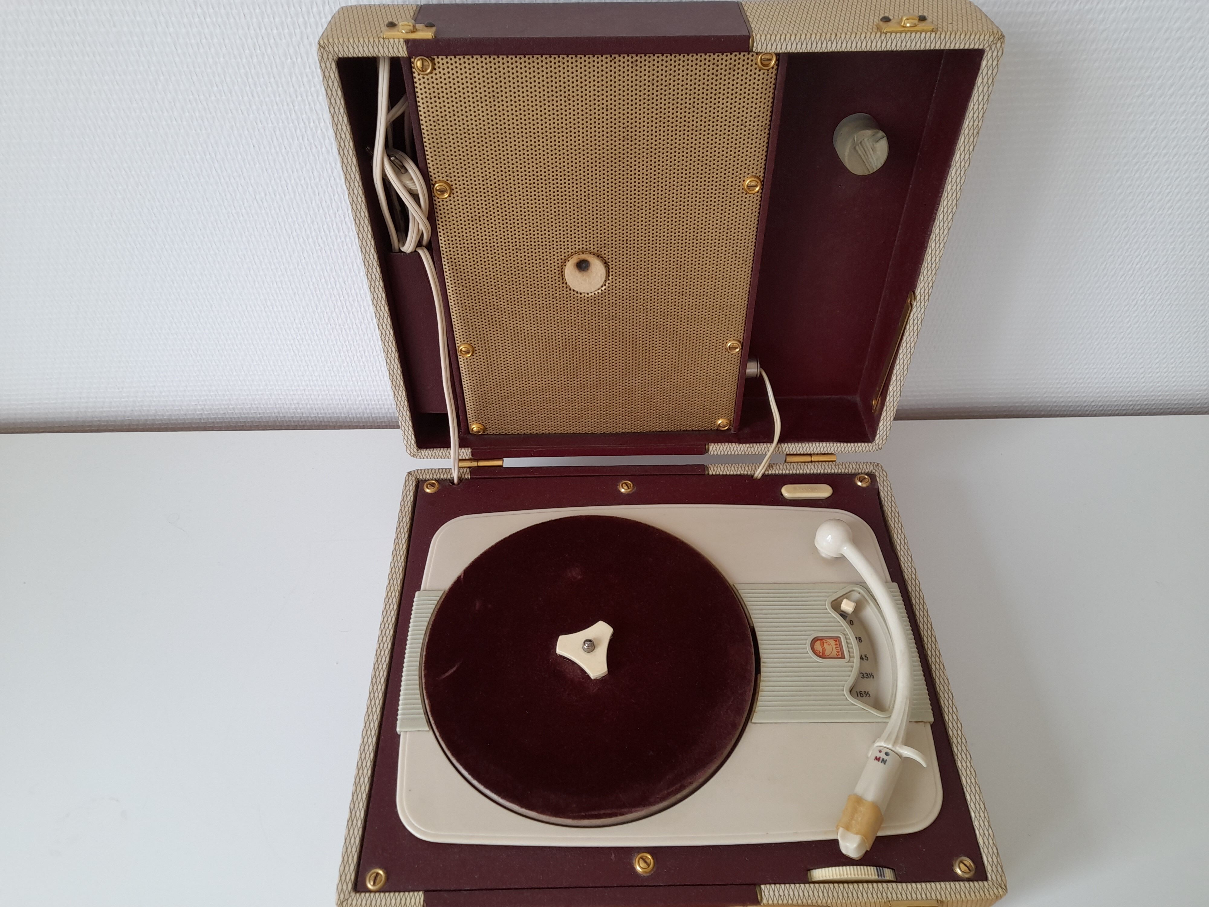 Philips 60s record player