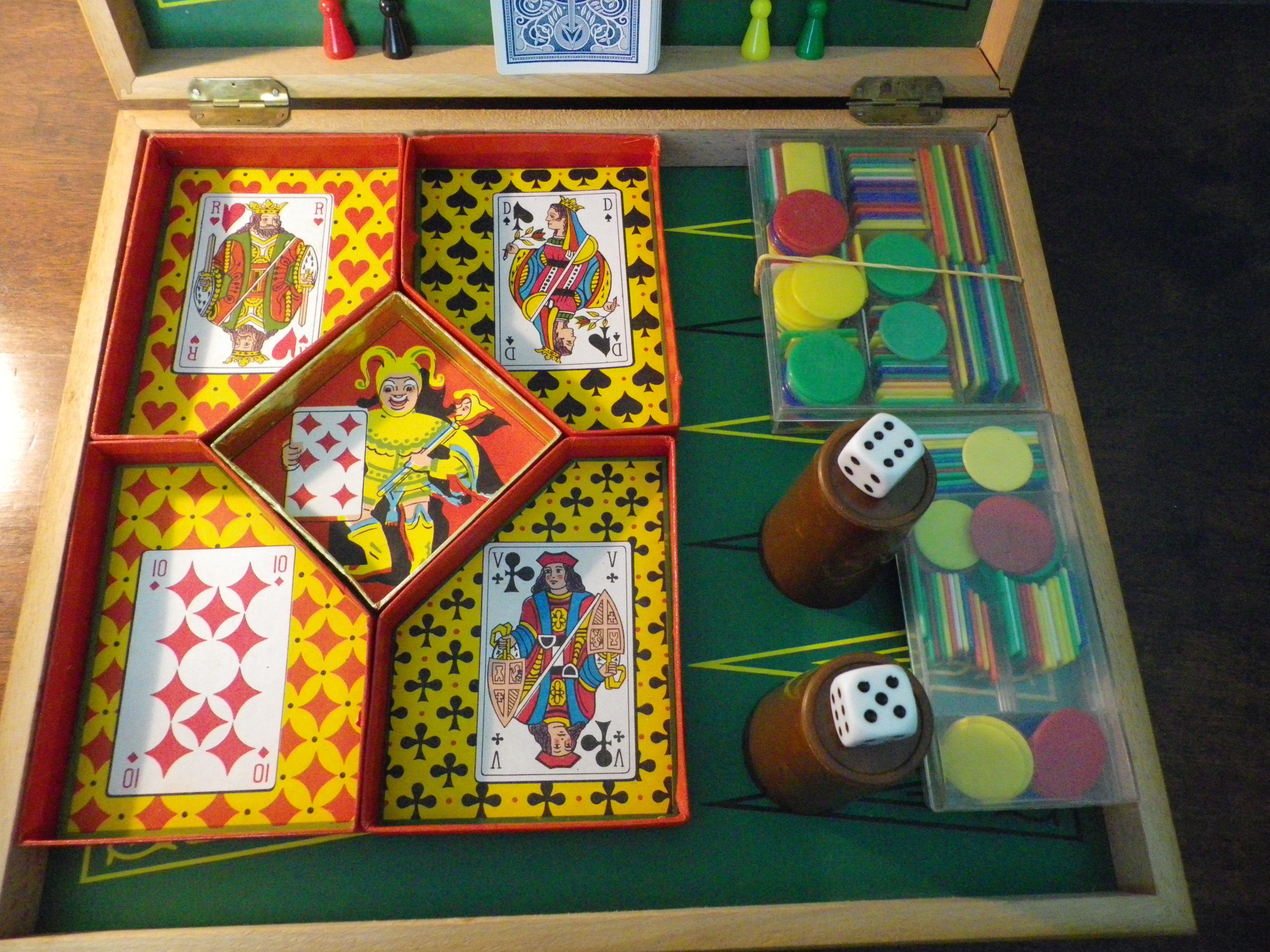 Malette en bois de 3 jeux vintage