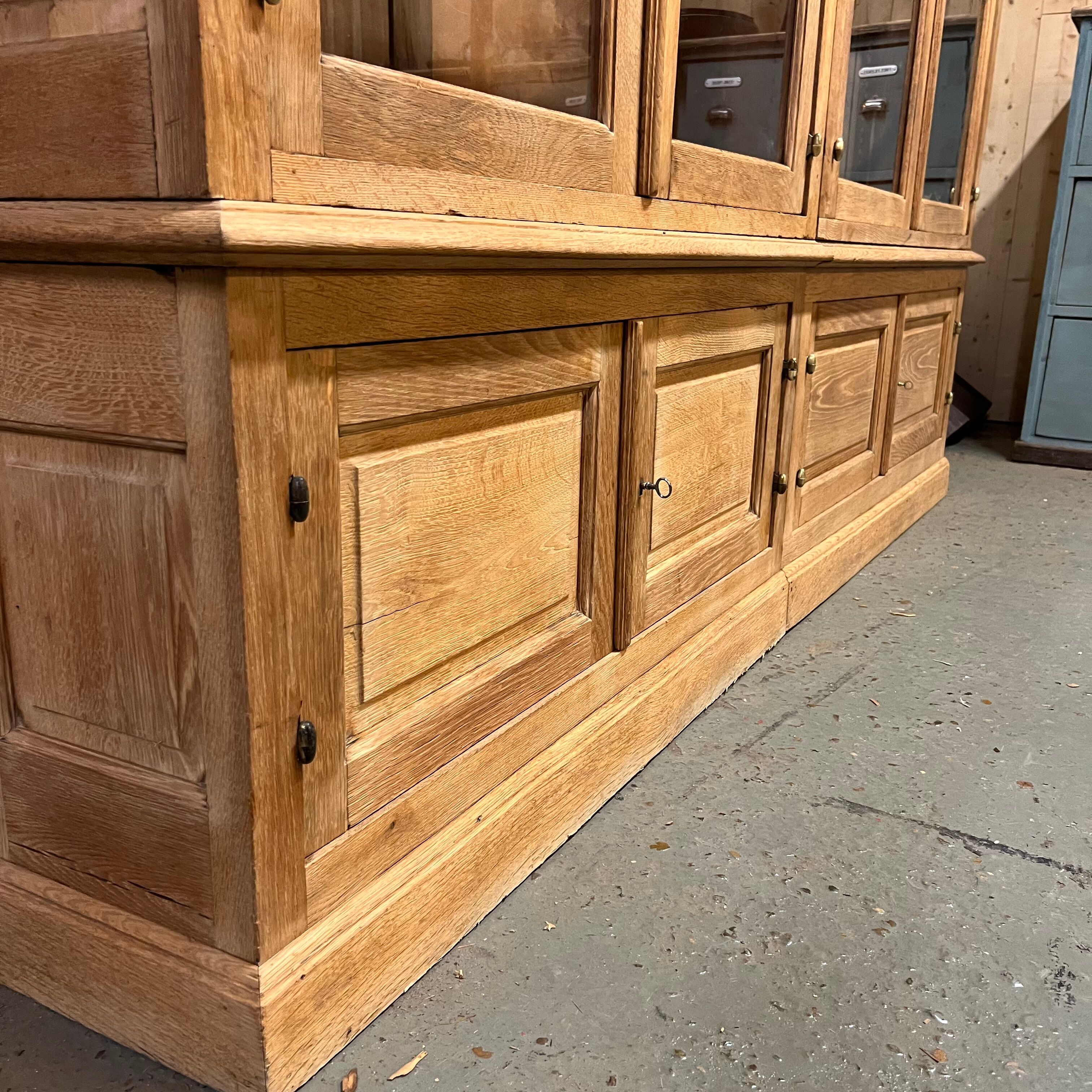 Showcase bookcase early XX th in solid oak