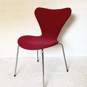 Pink chair 3107 by Arne Jacobsen
