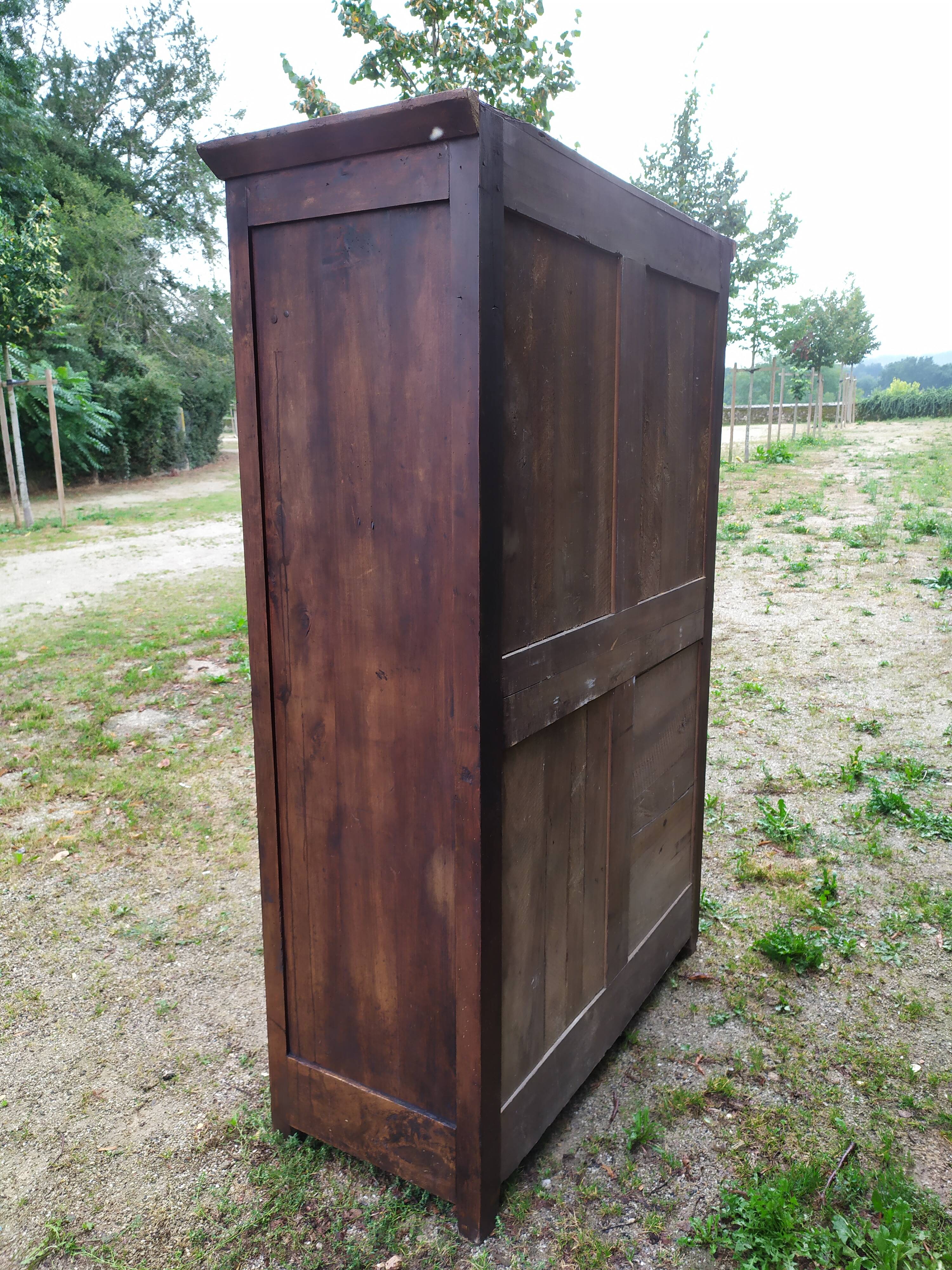 Armoire de ferme