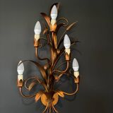 Spike wall light
