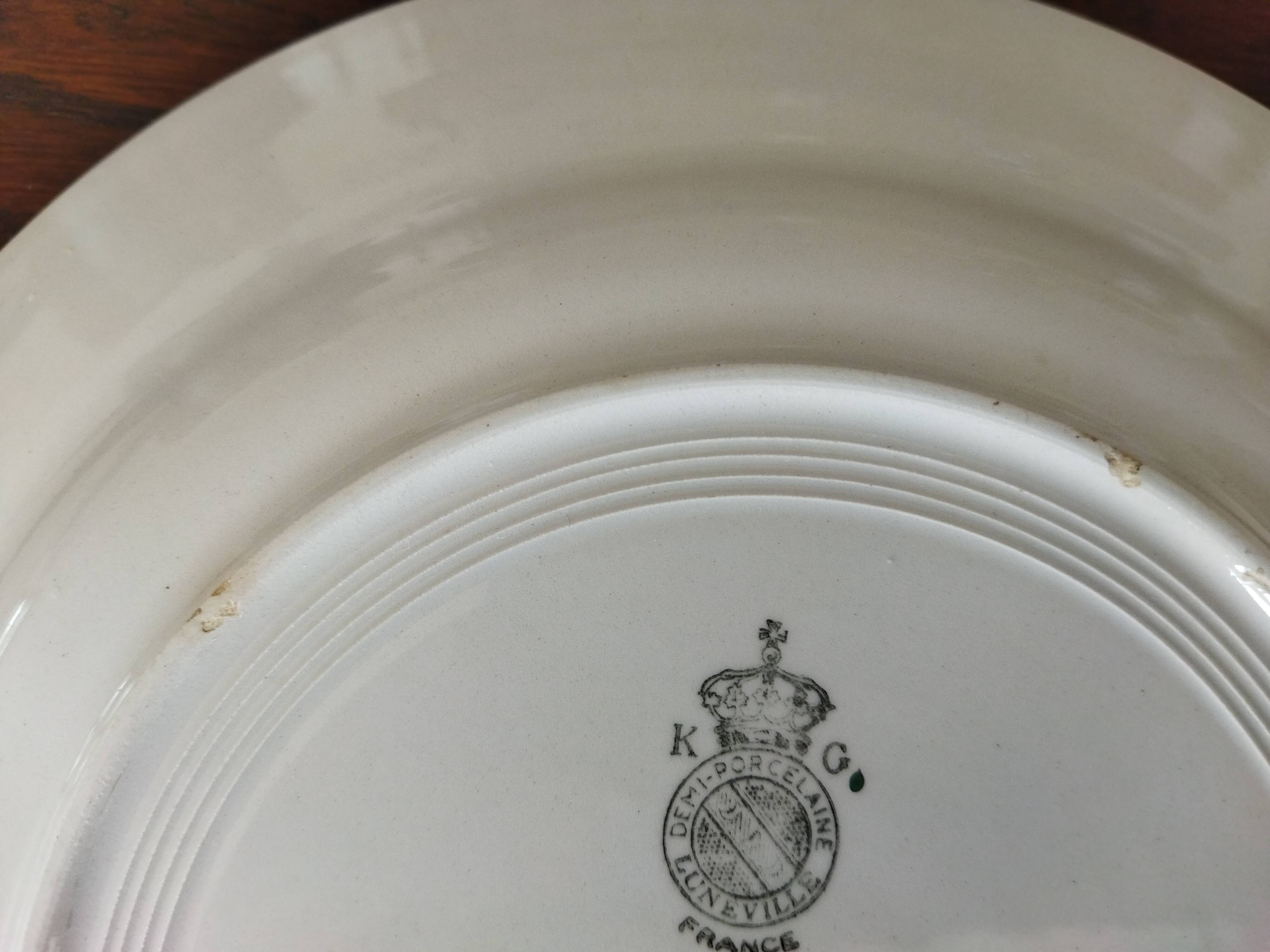 5 KG Lunéville flat plates, Madrigal model