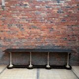 Decorative console table in cast iron and wood