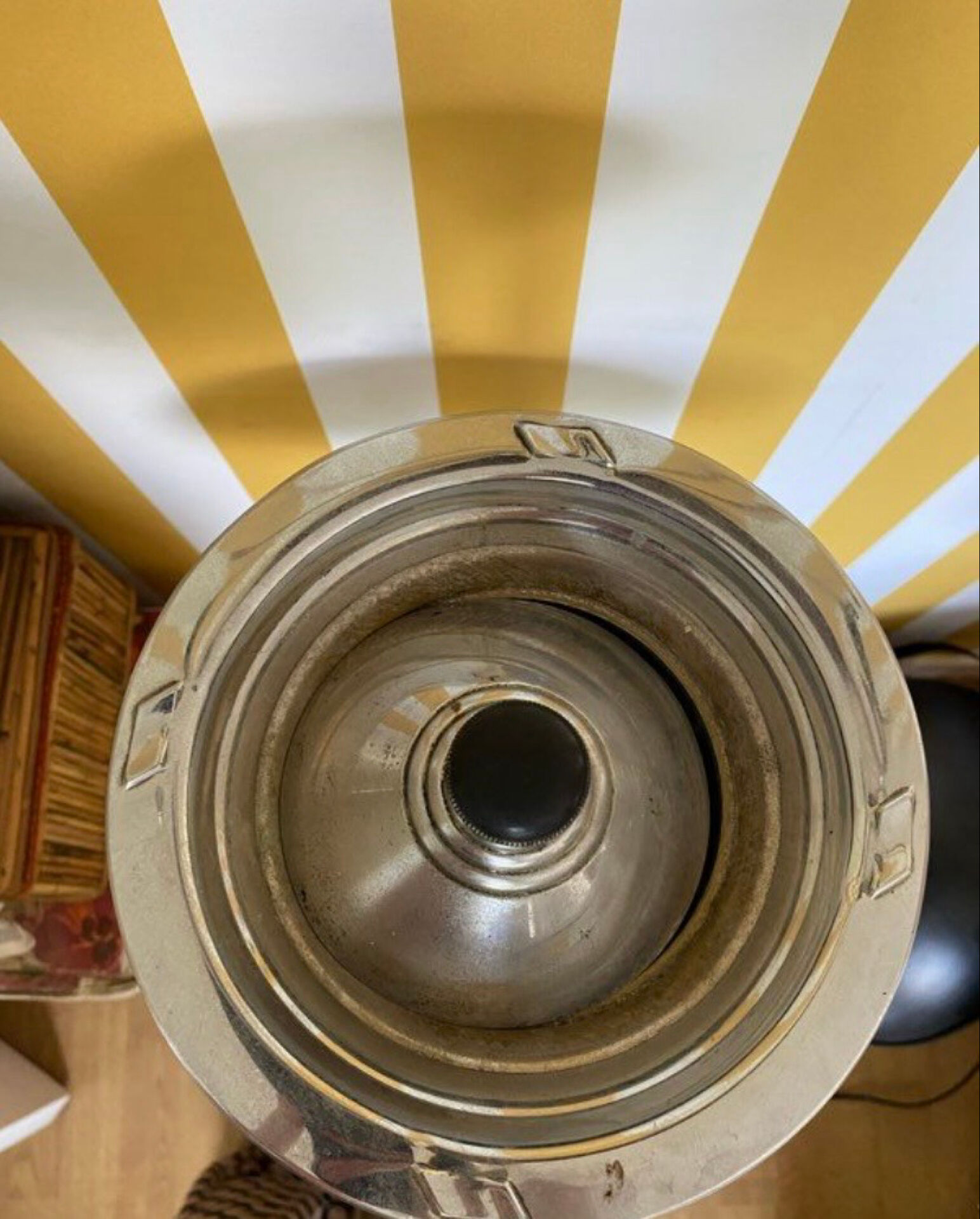 Ancien cendrier sur pied Art déco