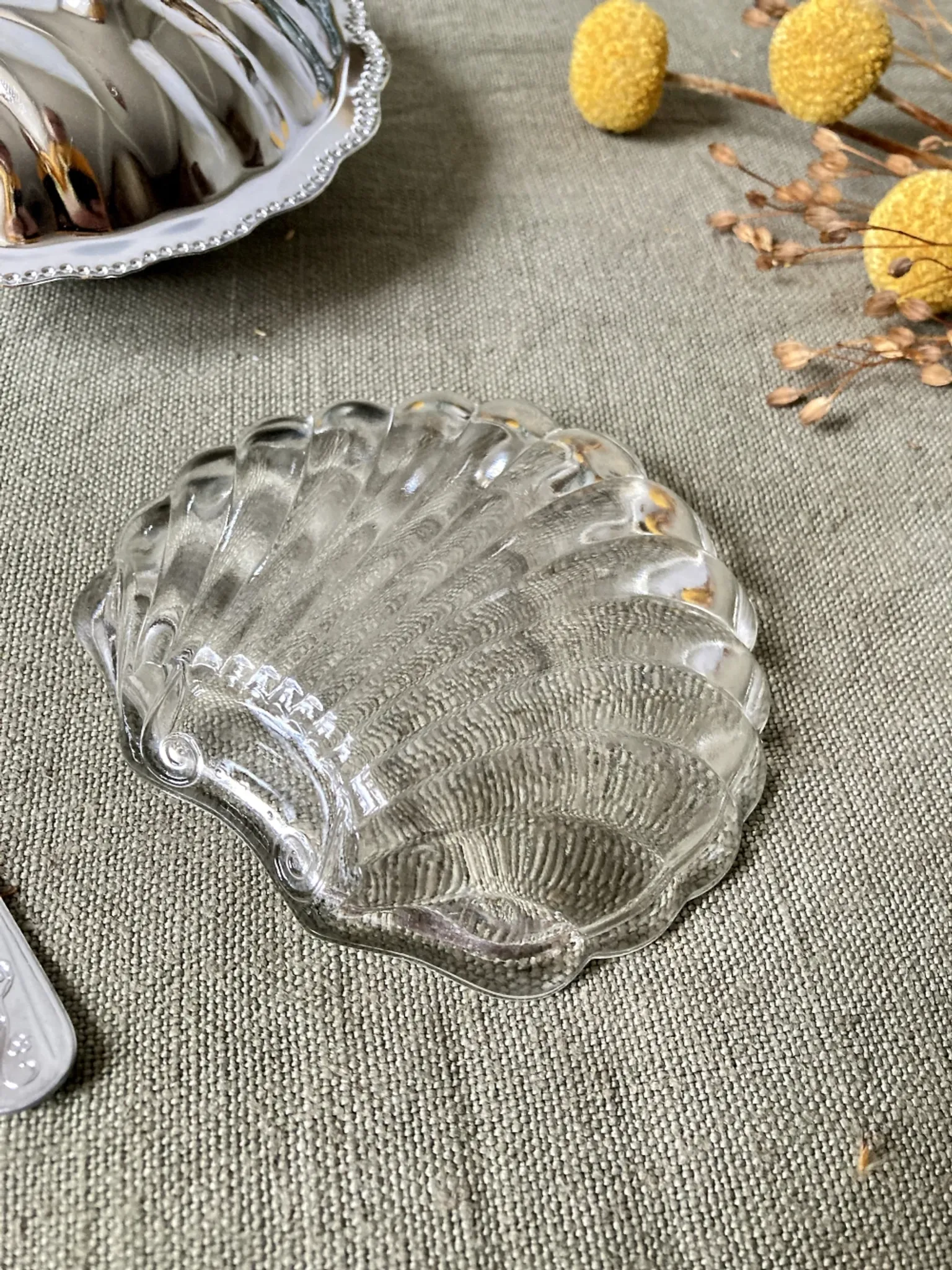 Metal shell butter dish with glass bowl and knife