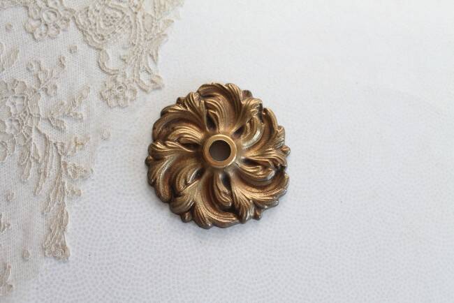 1 bronze decoration, bronze cover, furniture decoration, handle trim, locksmithing, 3343