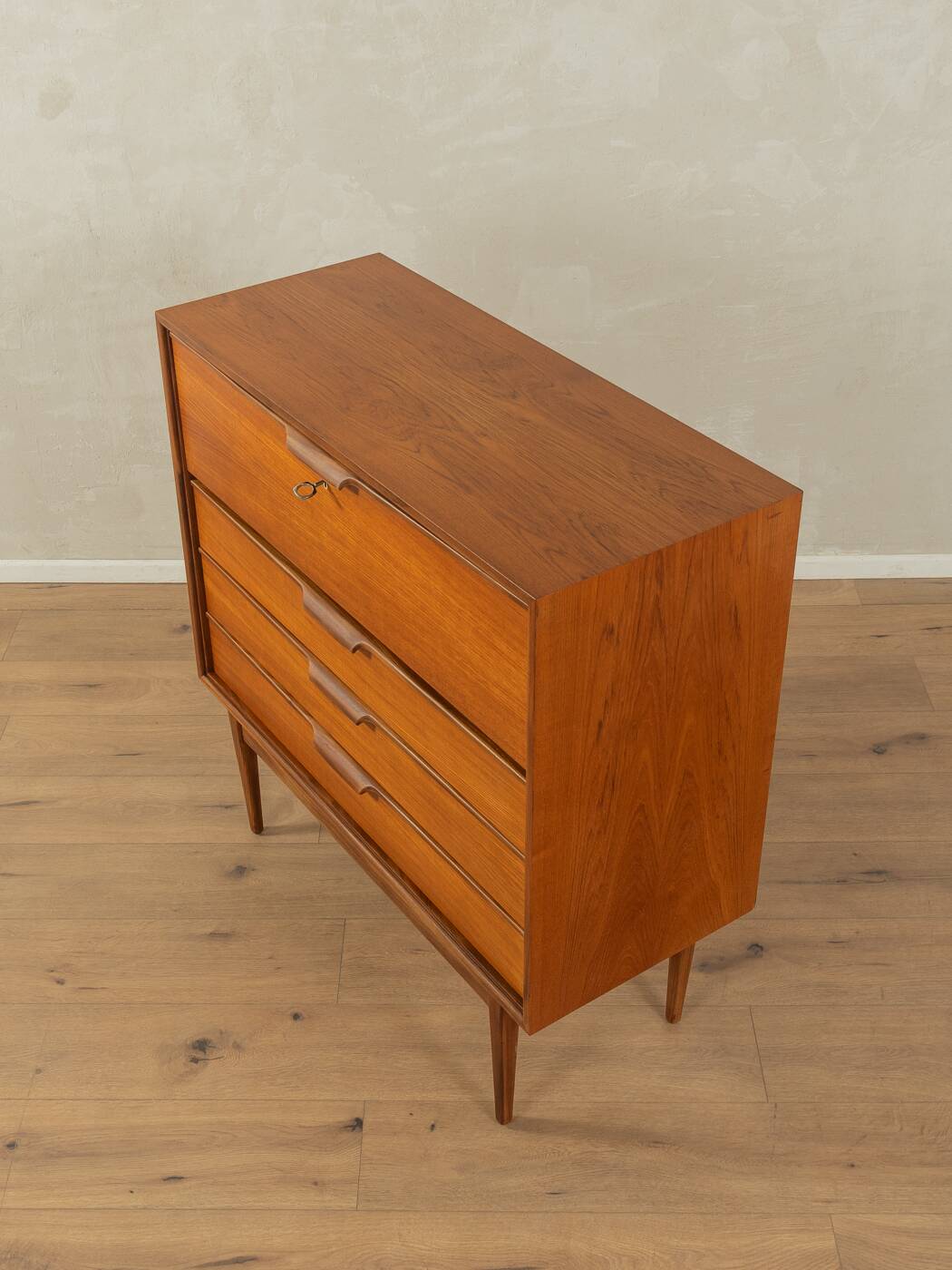 Bureau des années 1960