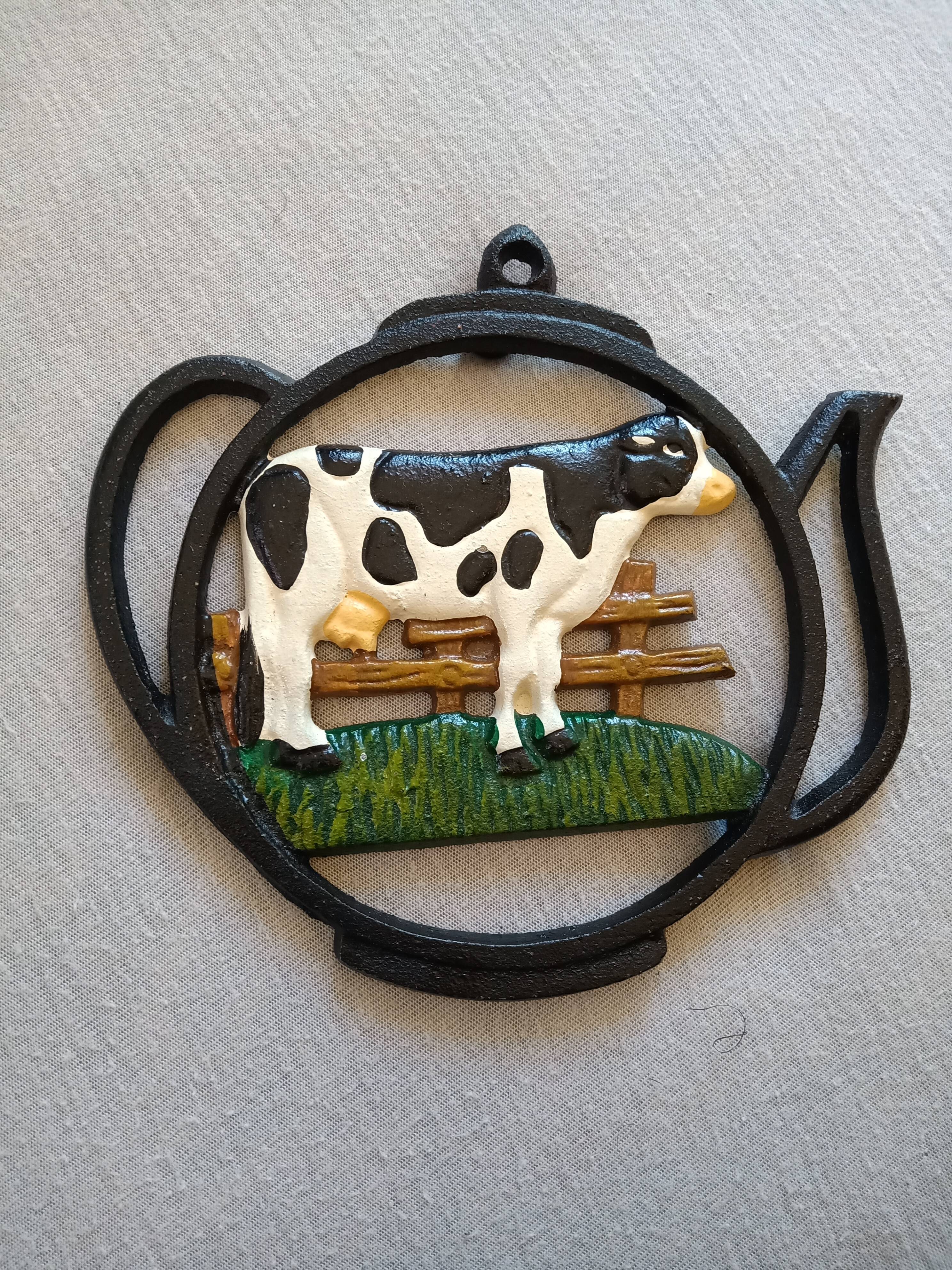 Vintage cast iron tablemat