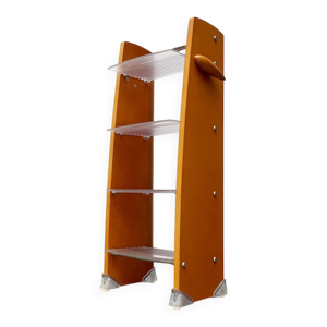 Etagère postmoderne