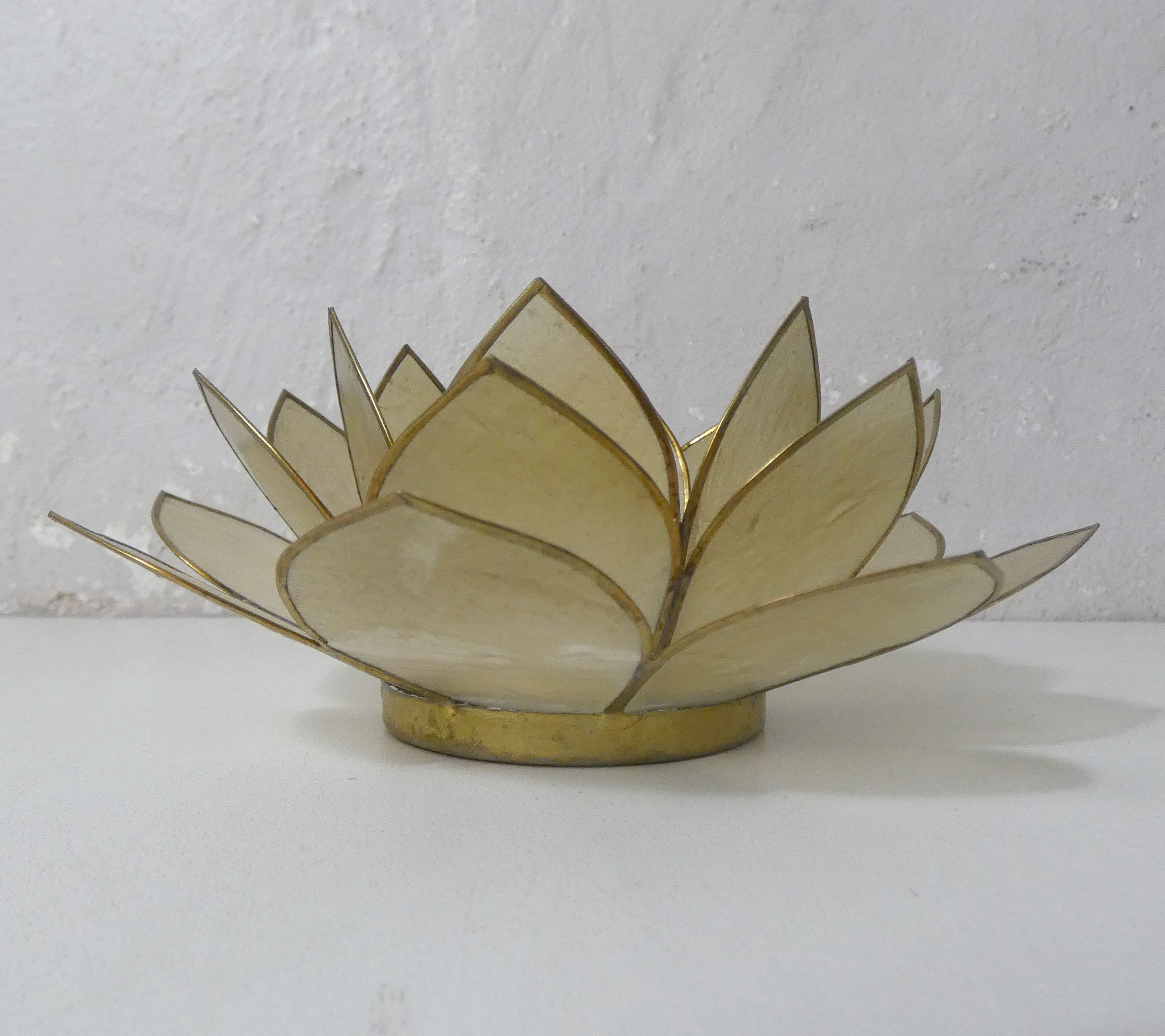 Lotus mother-of-pearl and brass photophore