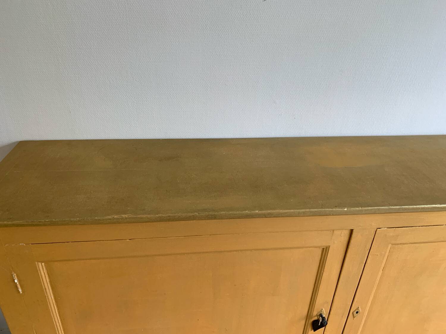 Vintage chest of drawers