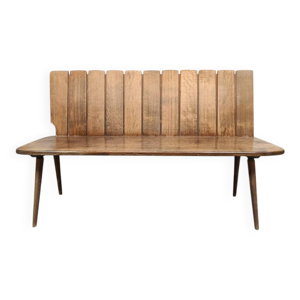 Banc en chêne brutaliste