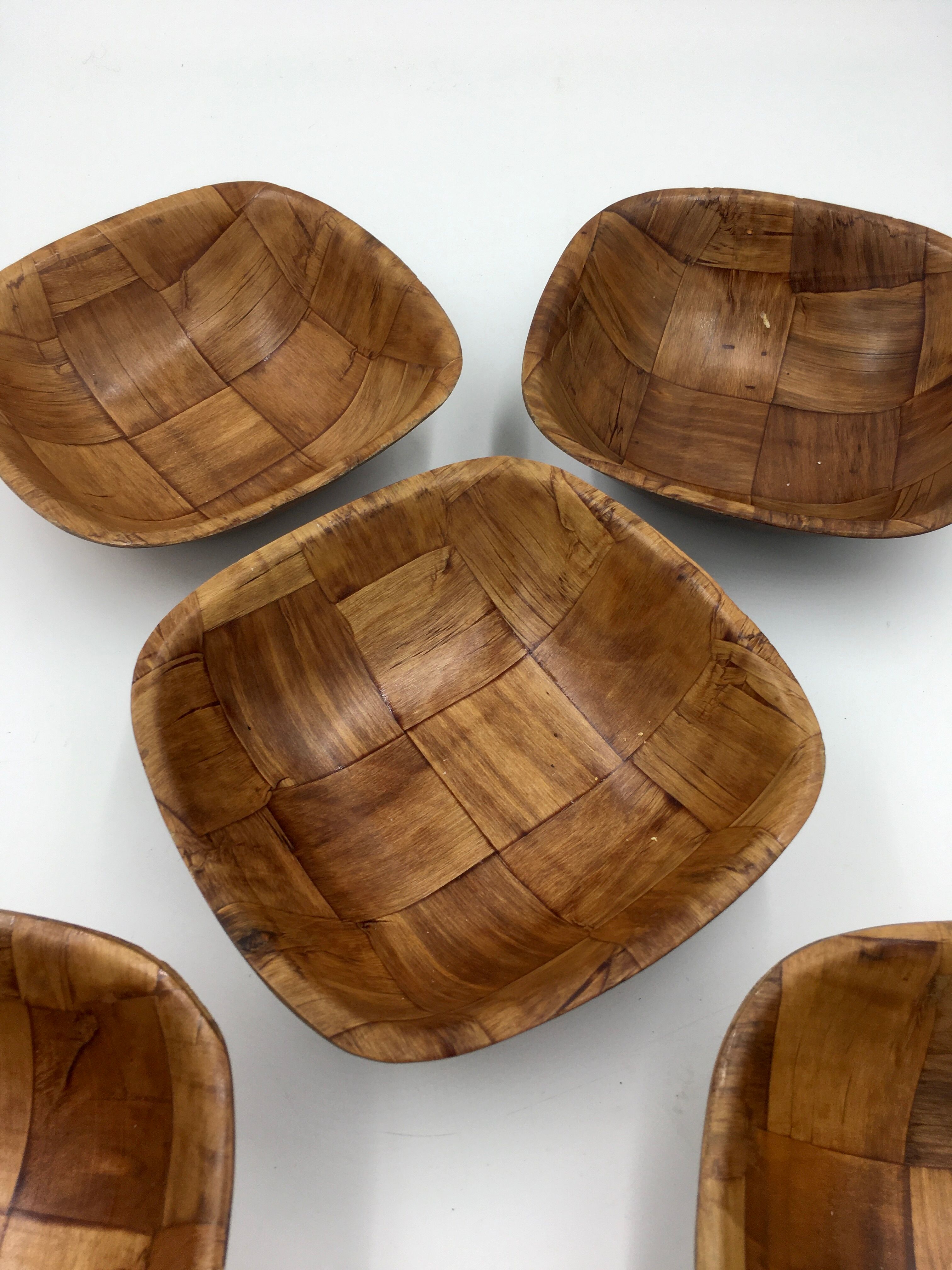 Set of 5 banana leaf dishes