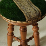 Napoleon III piano stool