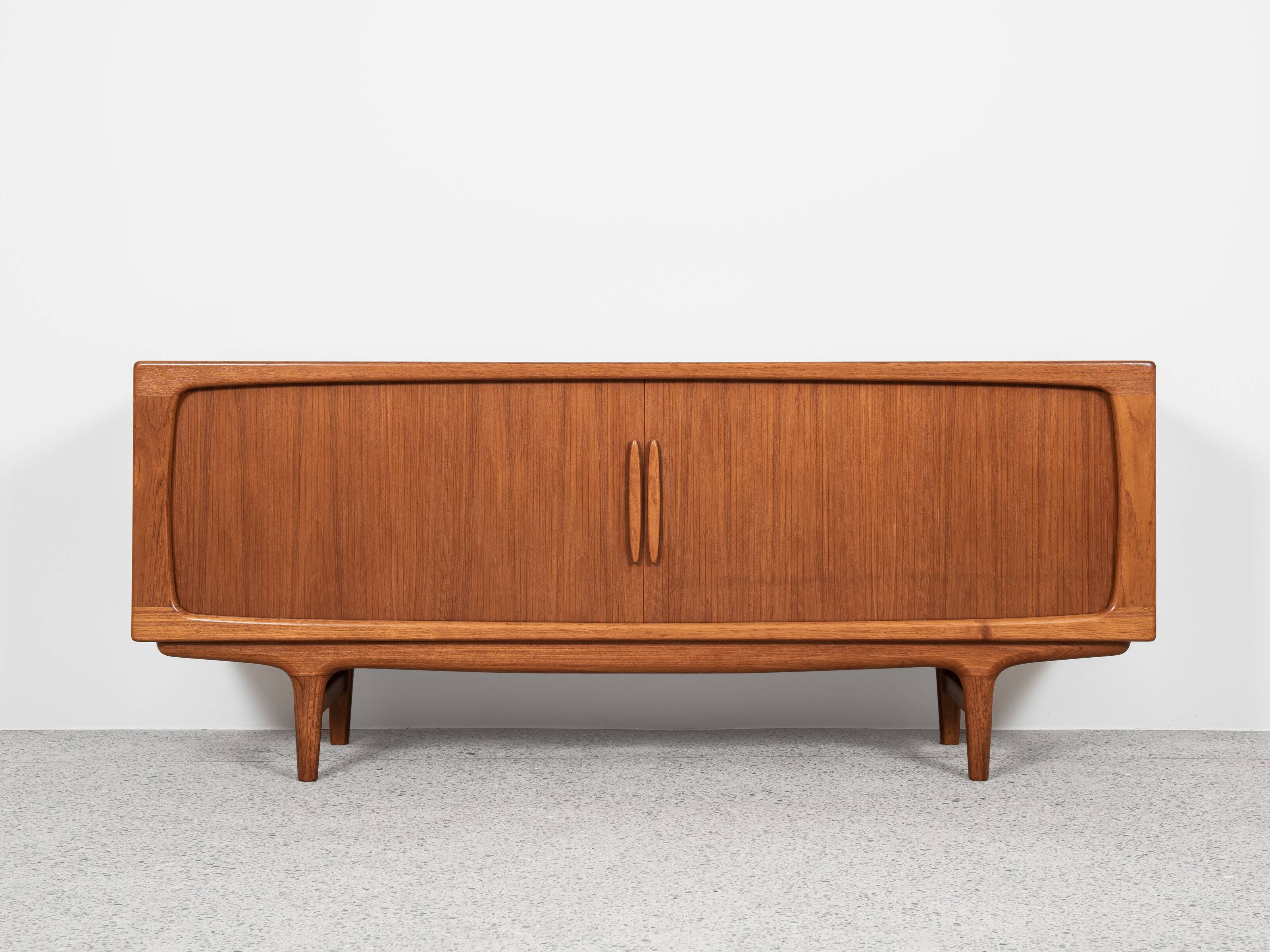 Midcentury Danish sideboard in teak by Johannes Andersen for Silkeborg