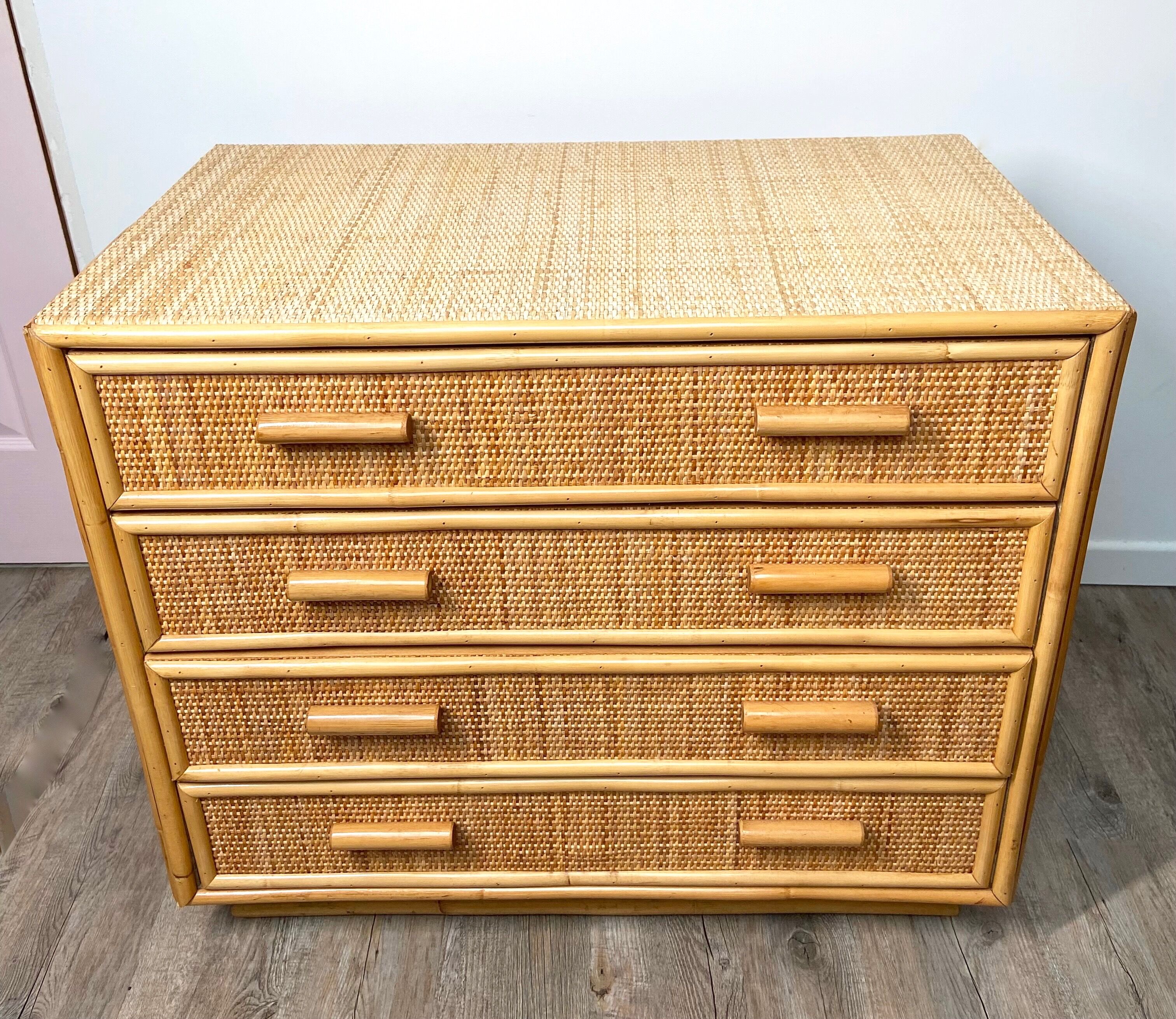 Chest of drawers in rattan and bamboo