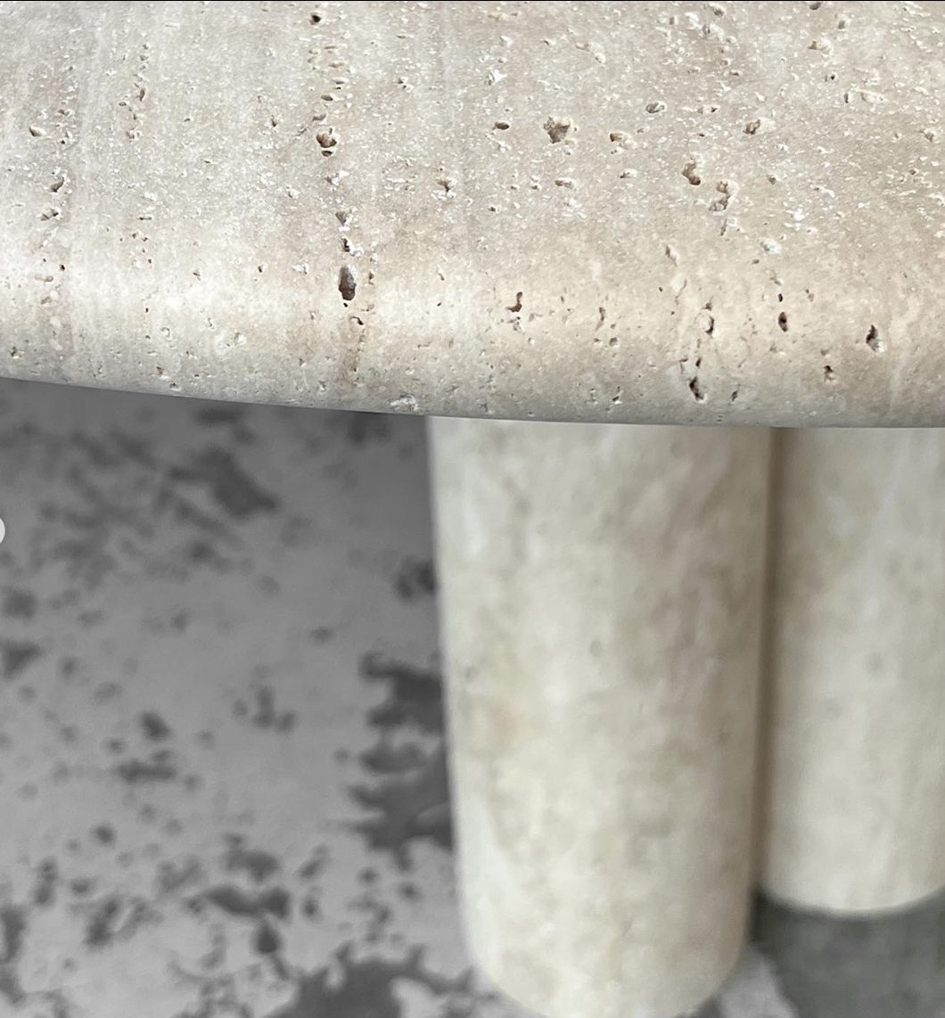 Cream travertine round column leg dining table