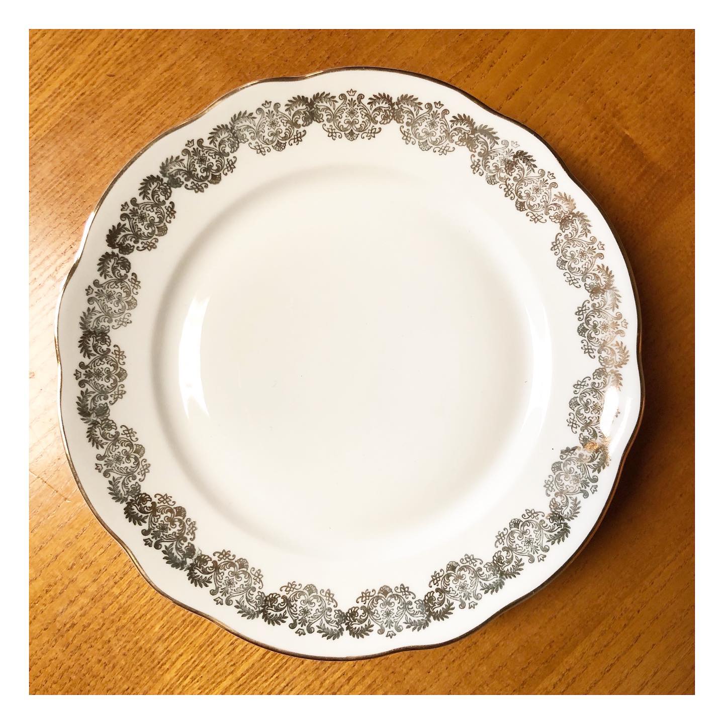 4 flat plates vintage porcelain from Chauvigny