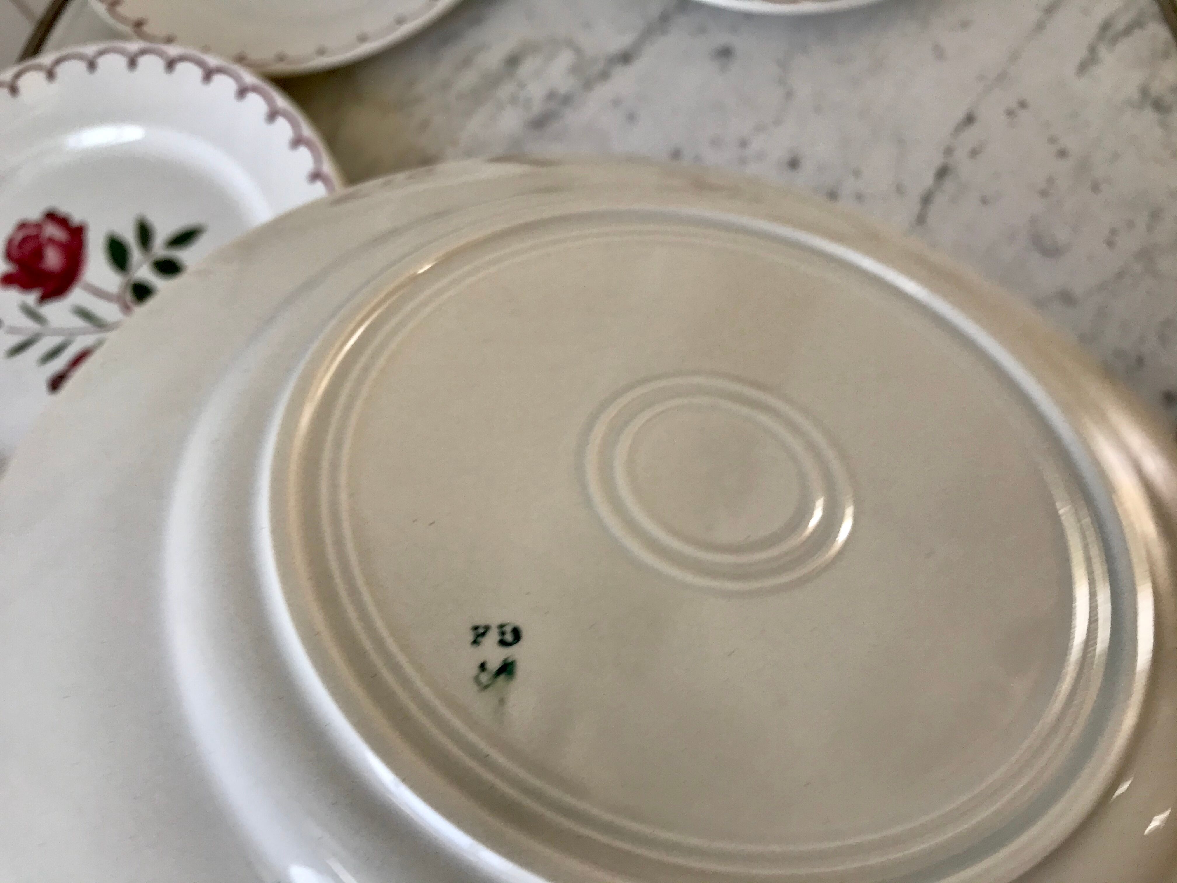 Set of 6 flat flower plates Badonviller 30s