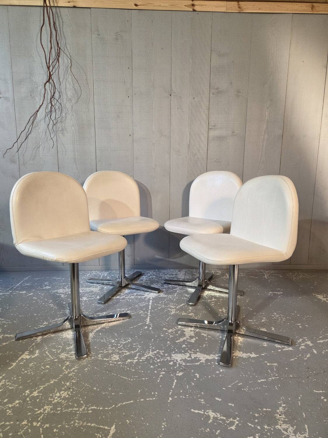 Chaises pivotantes skai blanc
