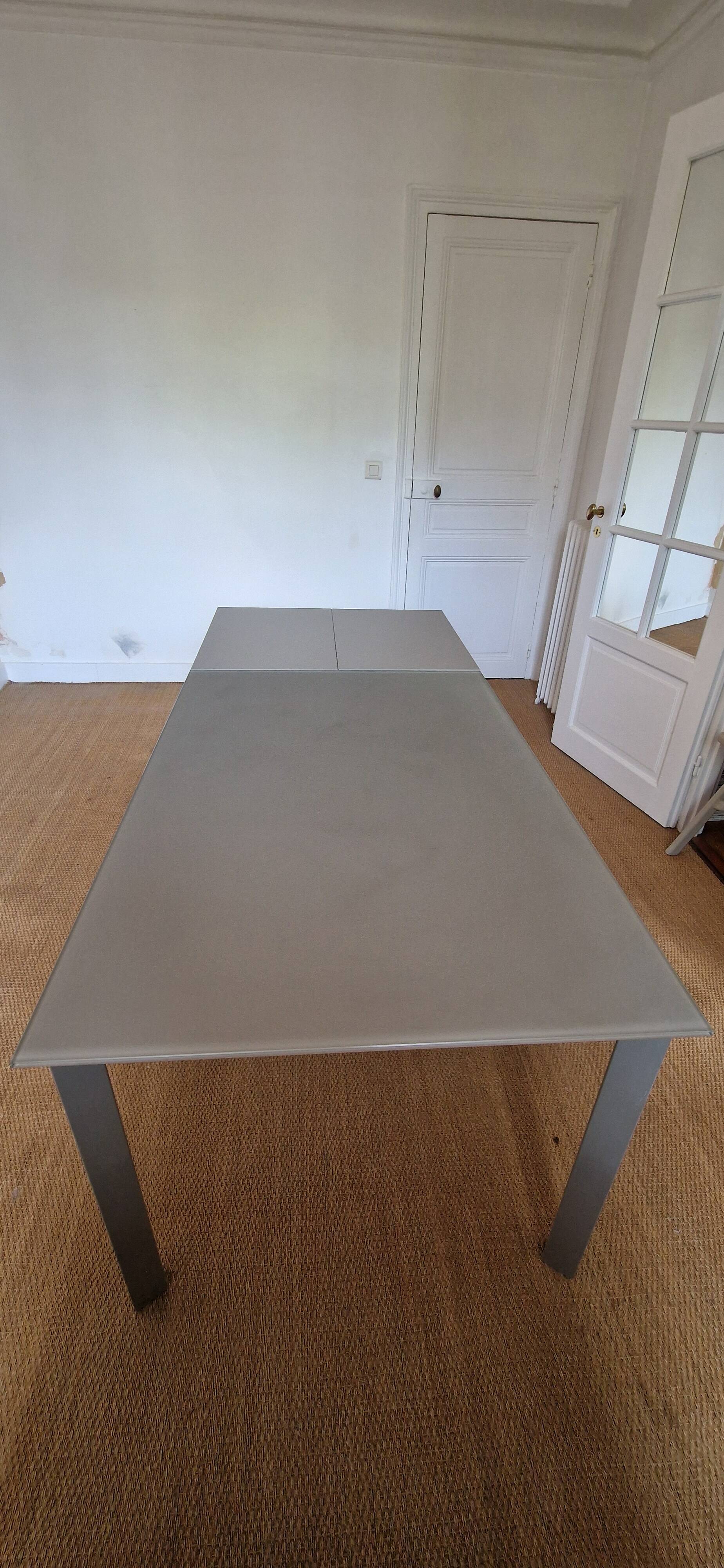 Dublino glass table by Bontempi