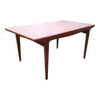 Table à manger scandinave