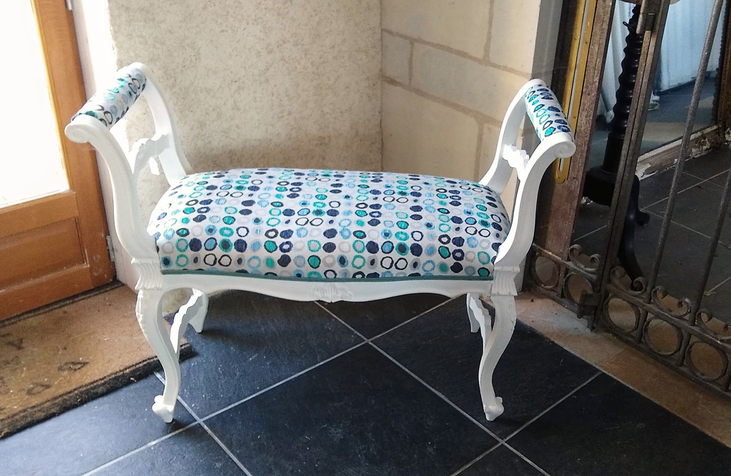 Bench with armrests or piano seat Louis XV style