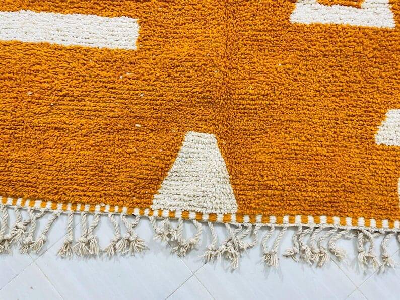 Handmade Moroccan Berber rug, orange, size 150 x 250 cm