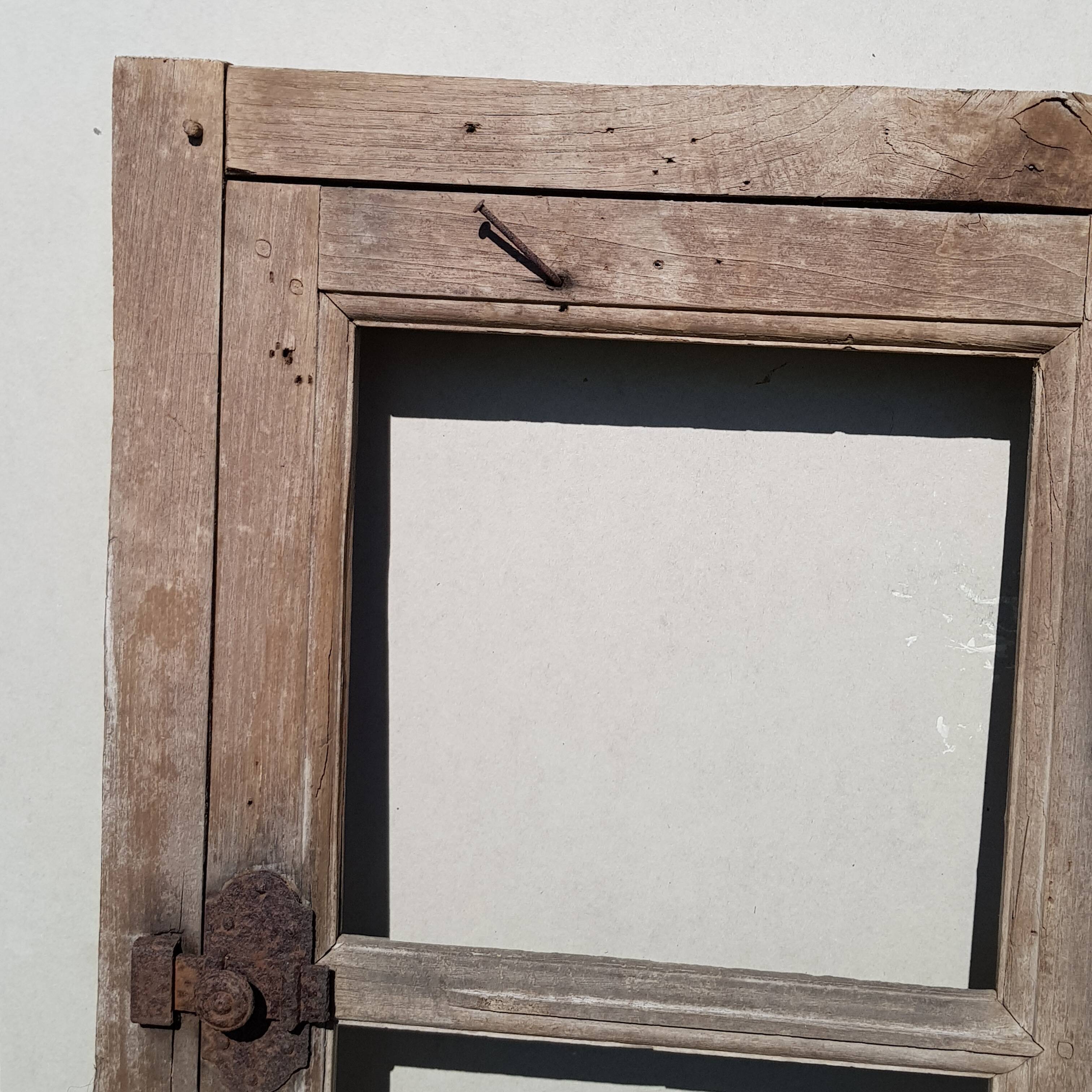 Old window H68xl42cm