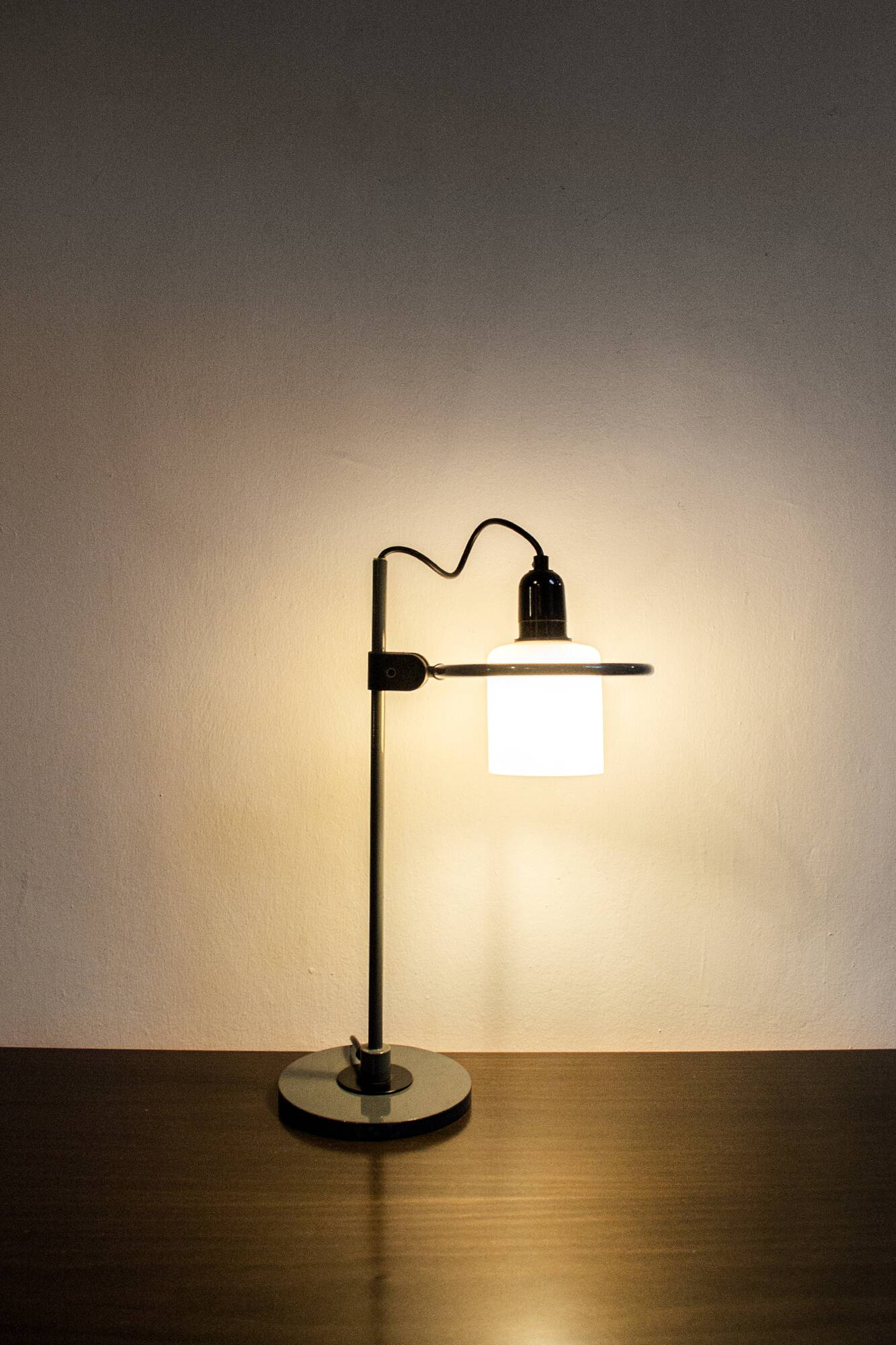 Lampada da scrivania snodata Italia Anni '80
