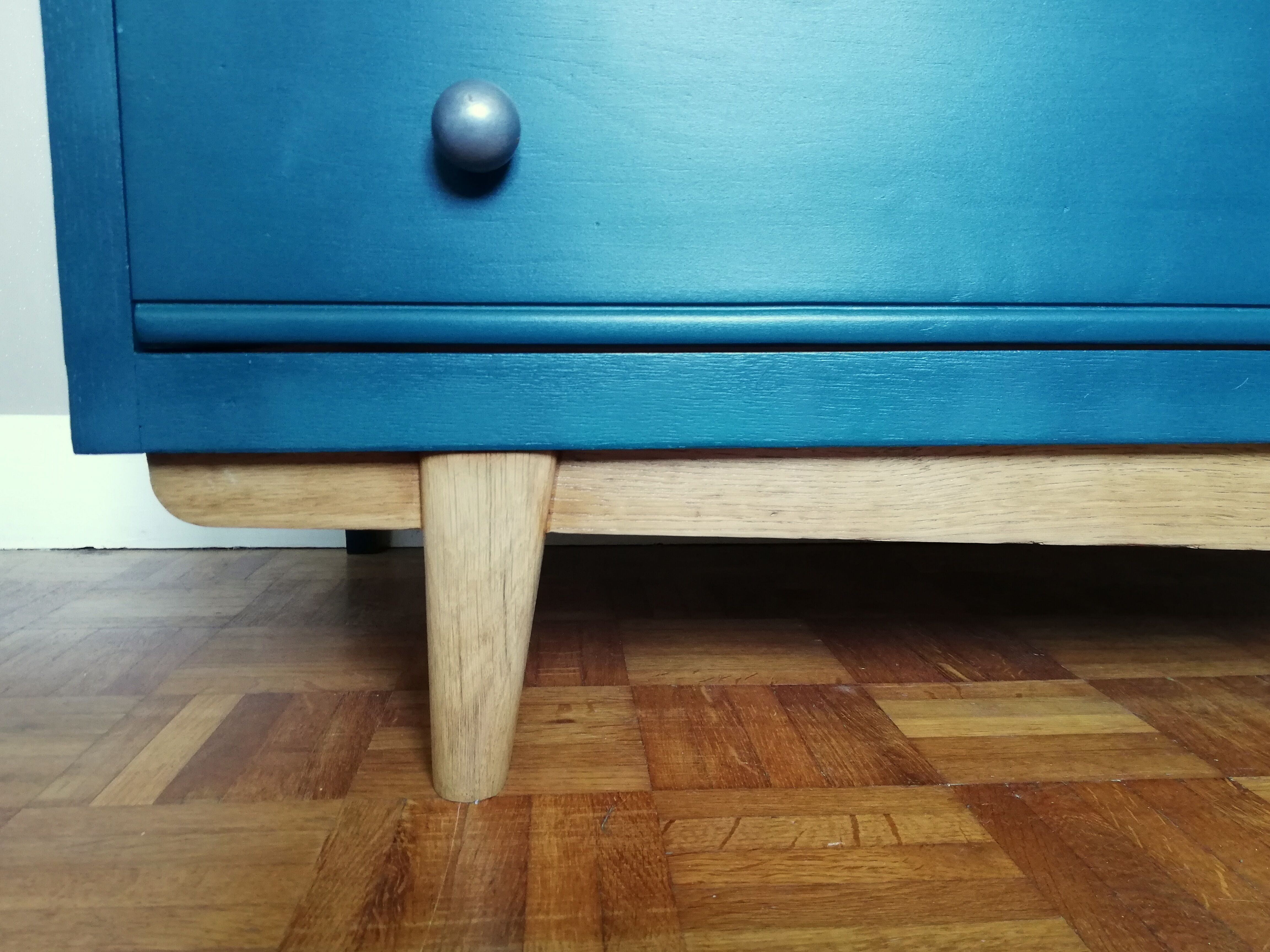 Duck blue art deco dresser