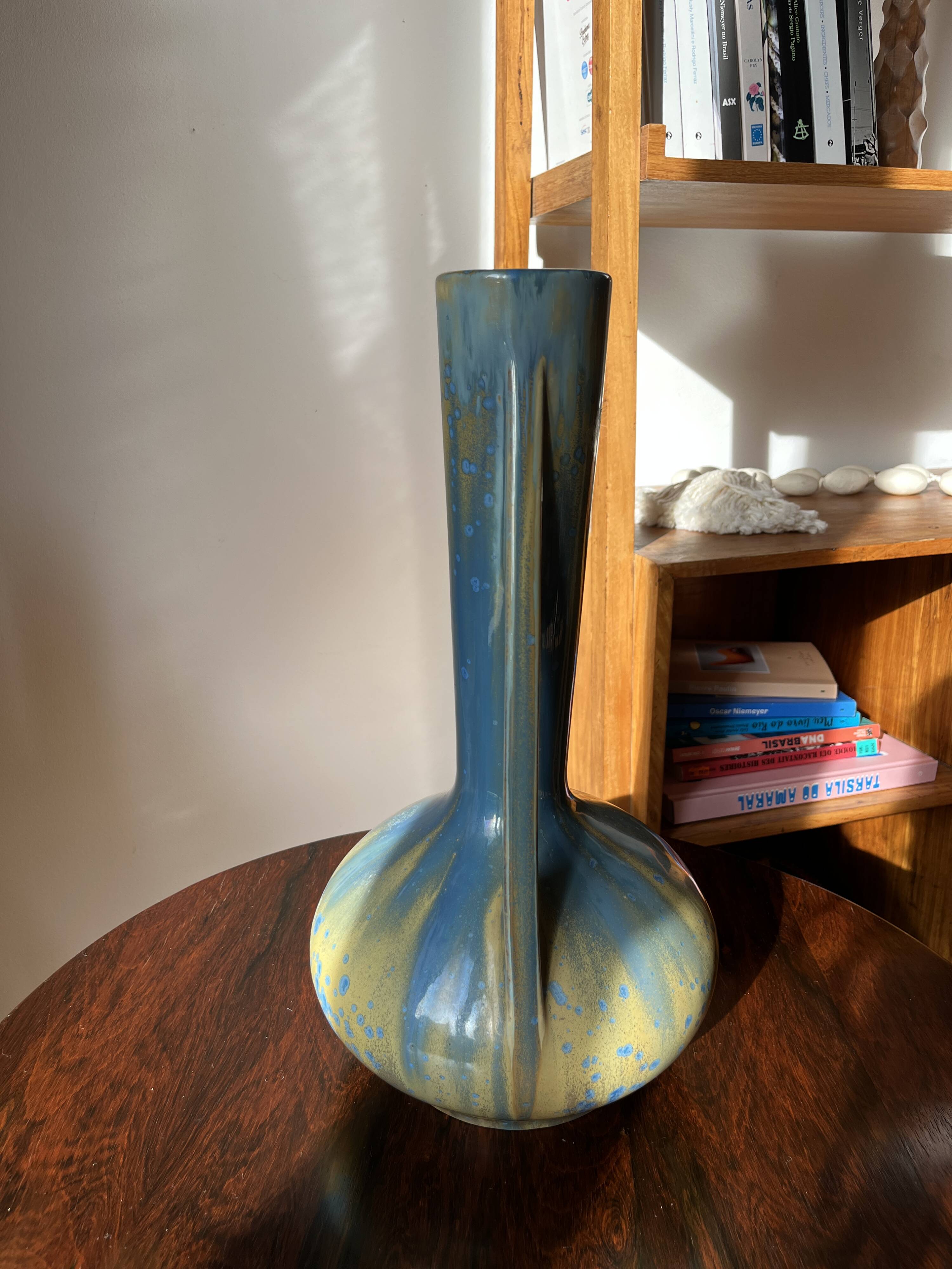 French Pierrefonds vase with blue crystalline glaze, Art Nouveau stoneware