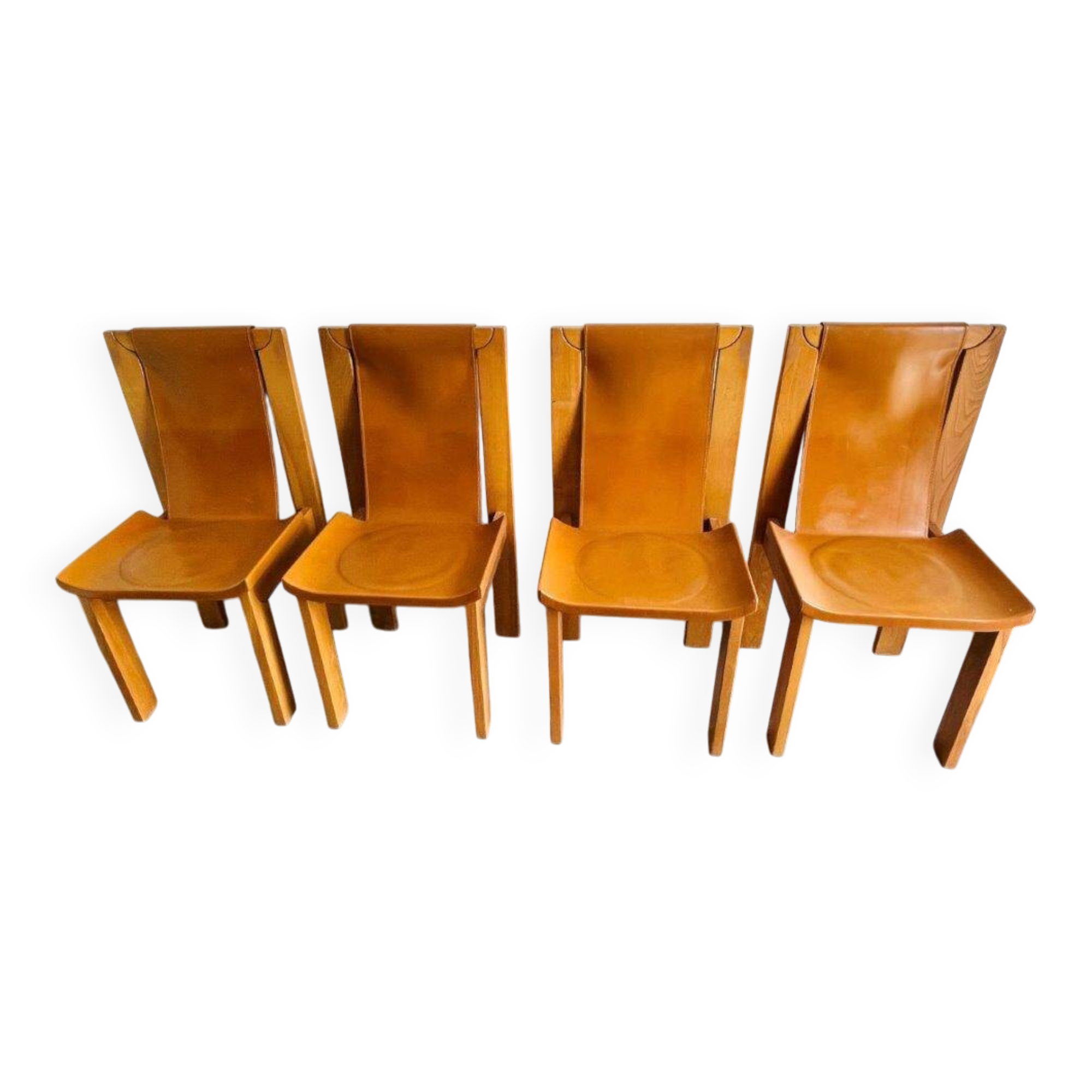 Chaises en orme massif et cuir , Luigi Gorgoni , roche bobois