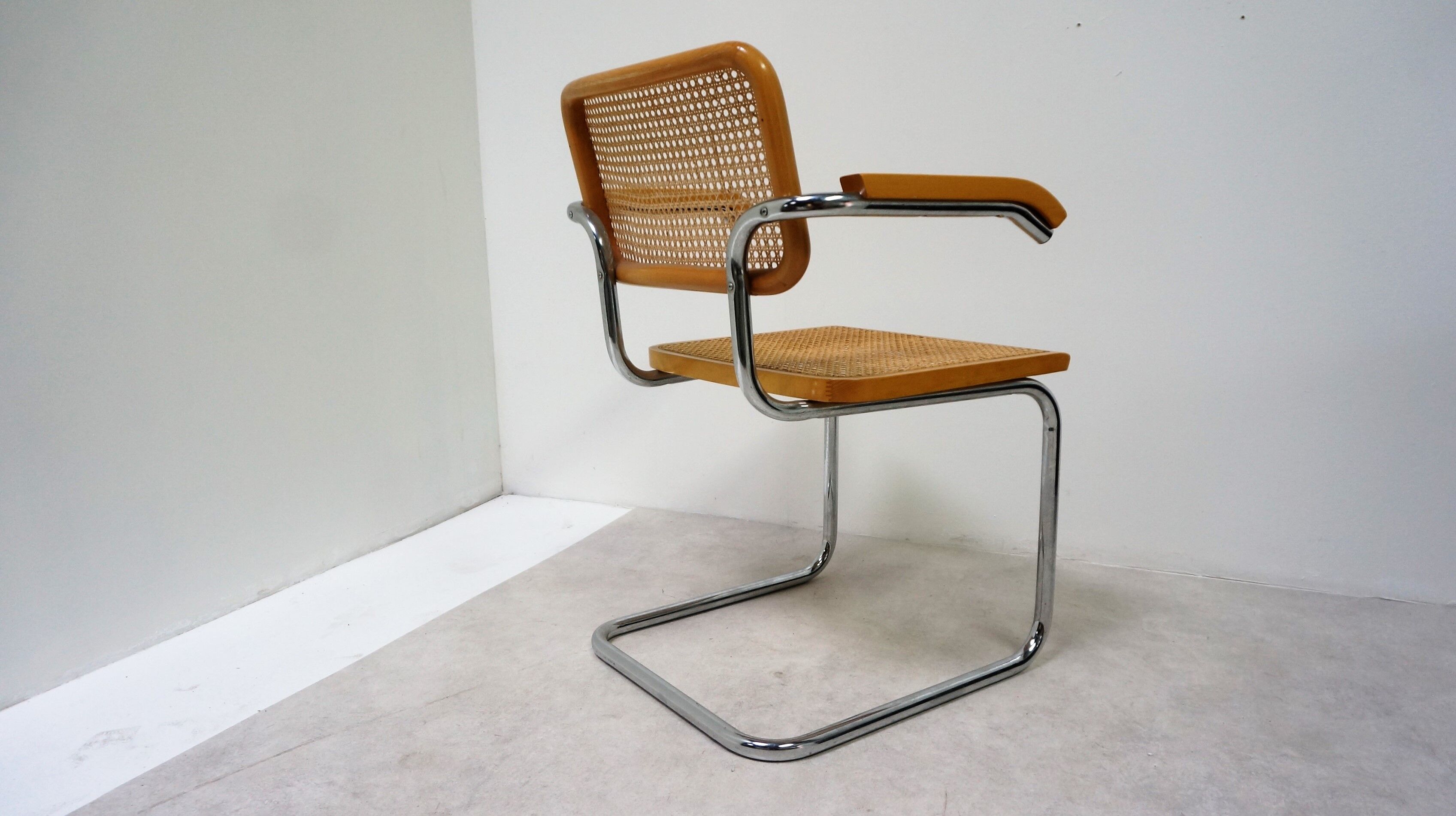 B64 Cesca armchair