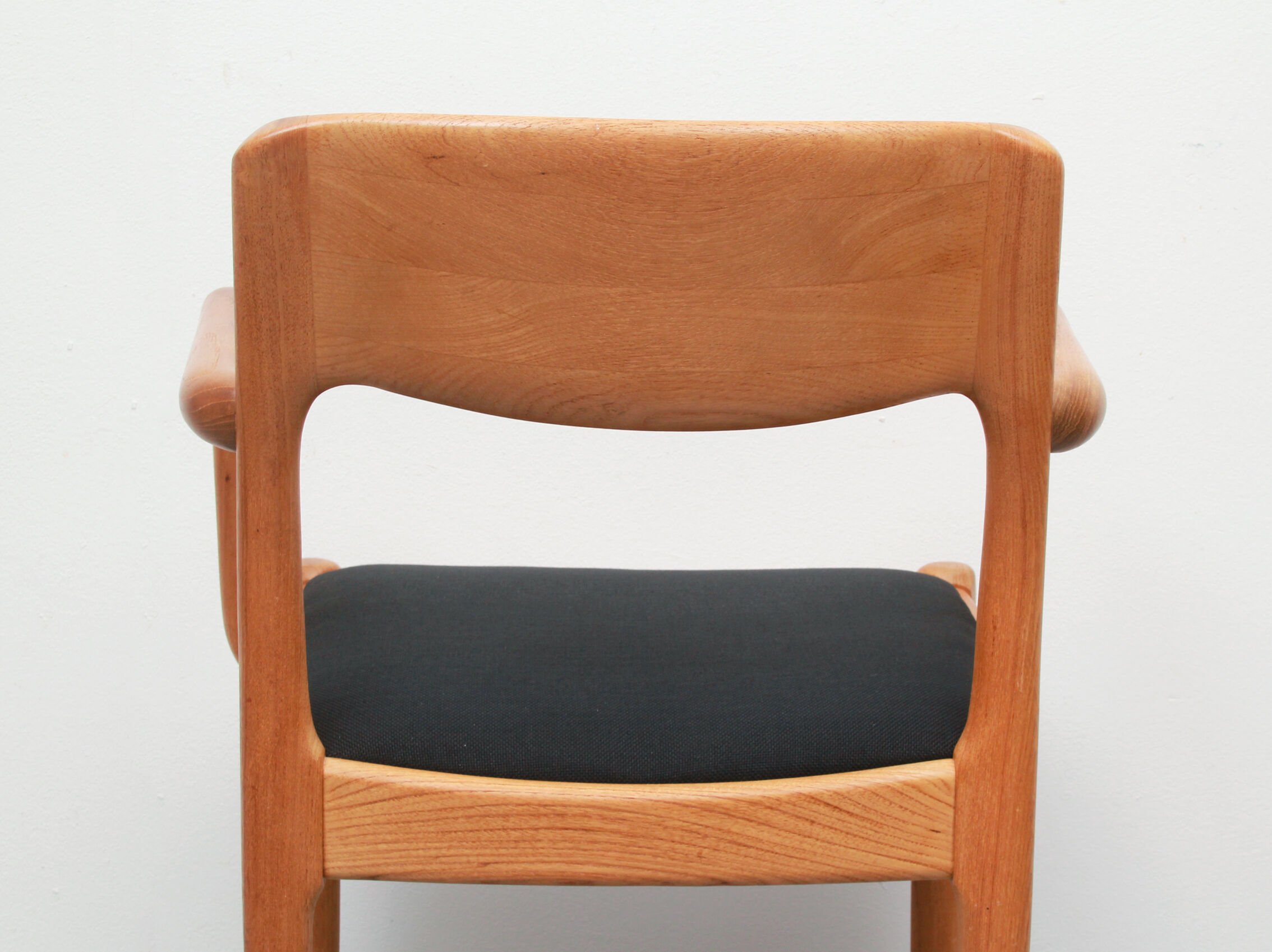 1970s armchair in oak, Juul Kristensen