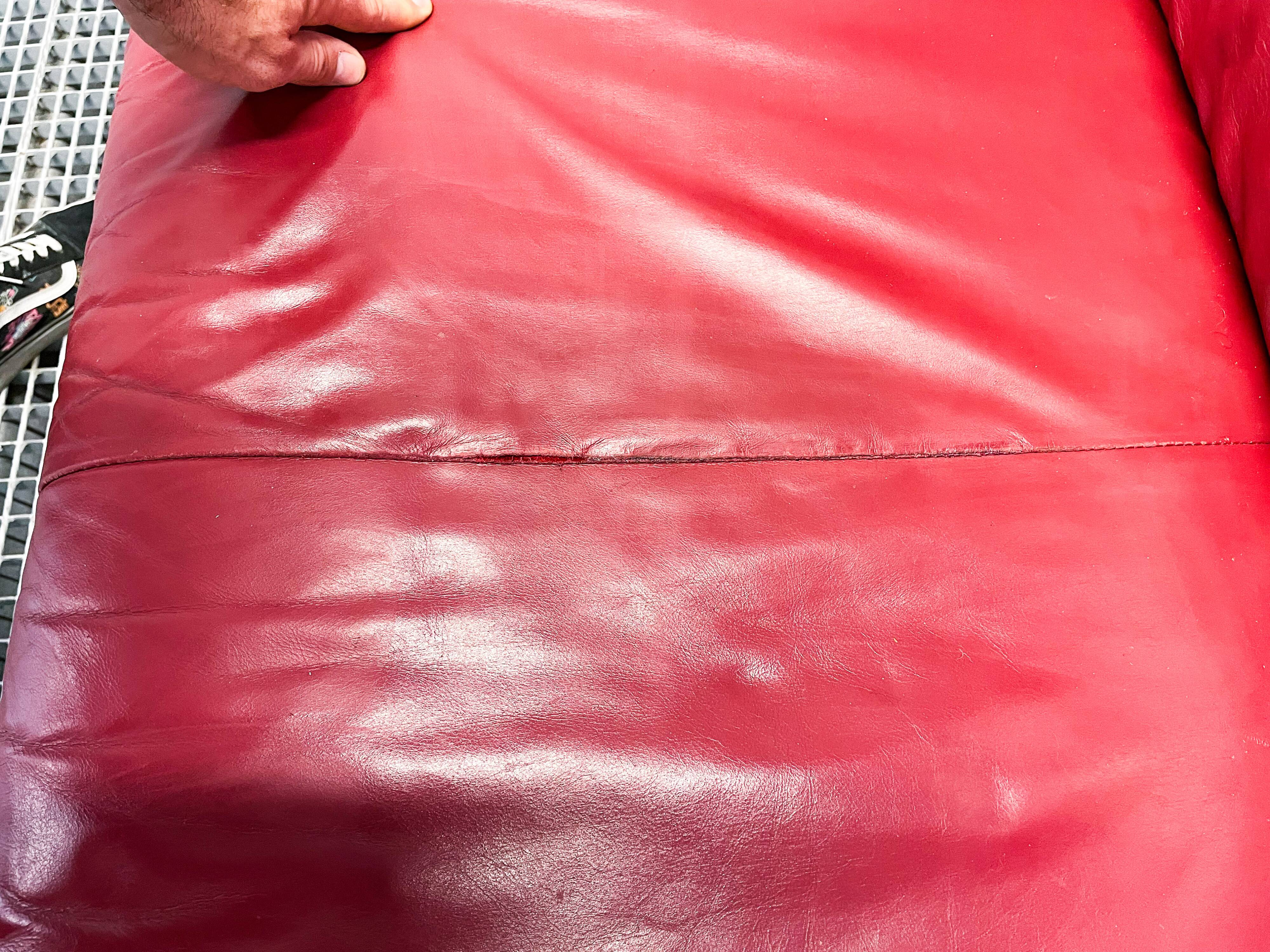 Nicoletti Salotti - 2-seater red leather sofa