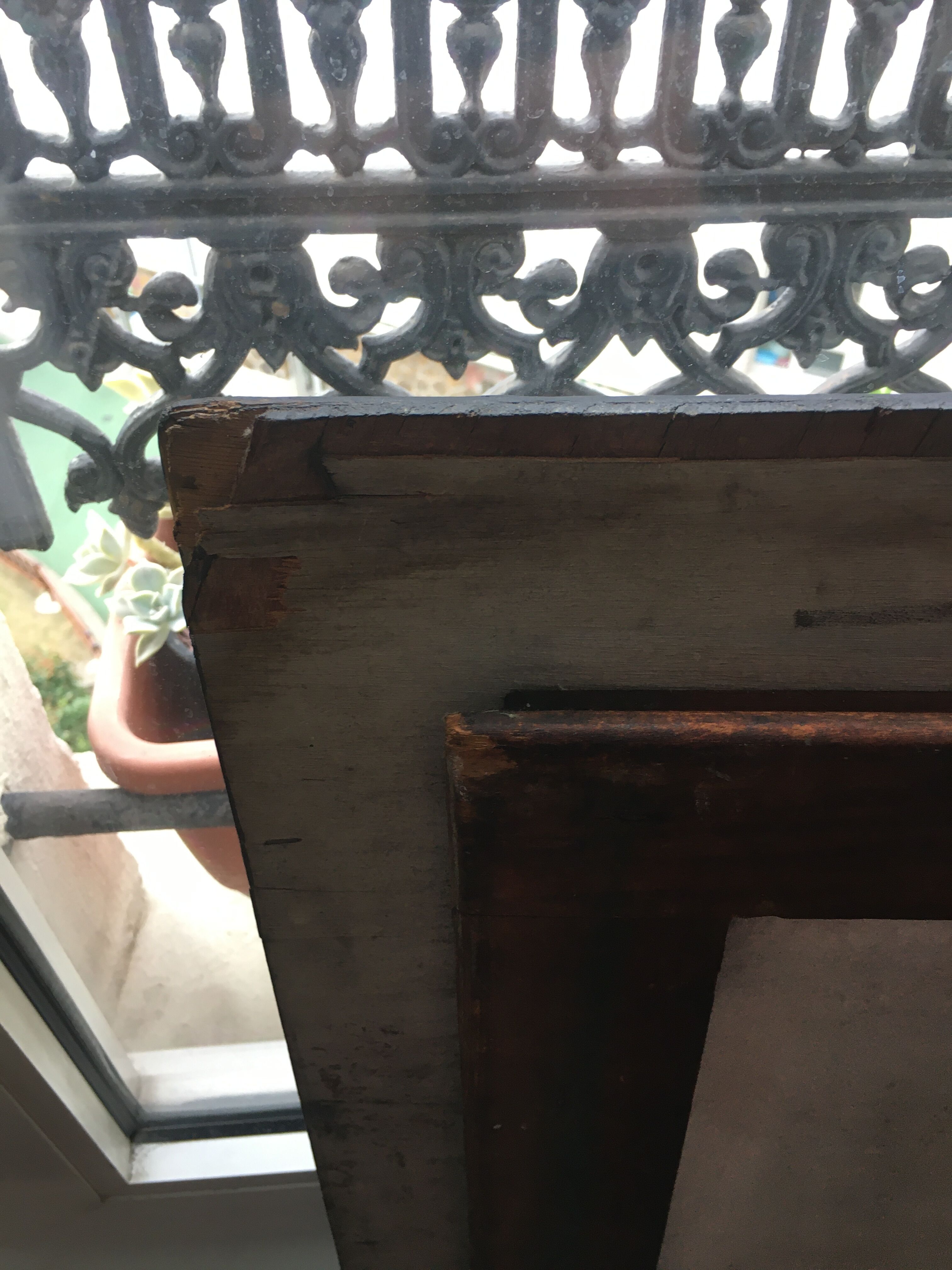 Schoolboy table with vintage square chalk