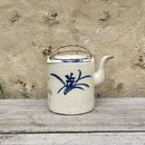 19th century hand-painted Chinese teapot