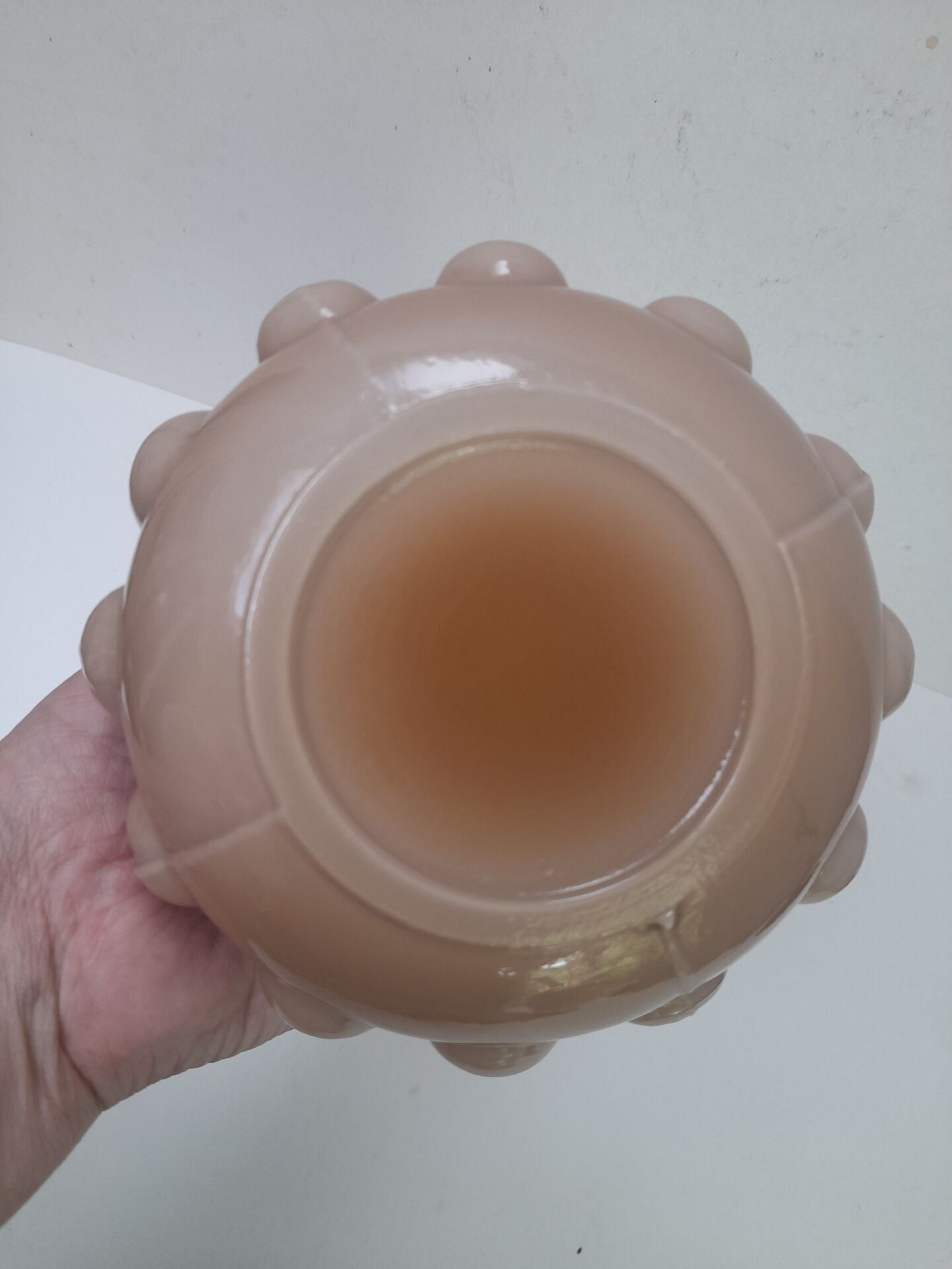 Beige opaline vase Swedish Orrefors