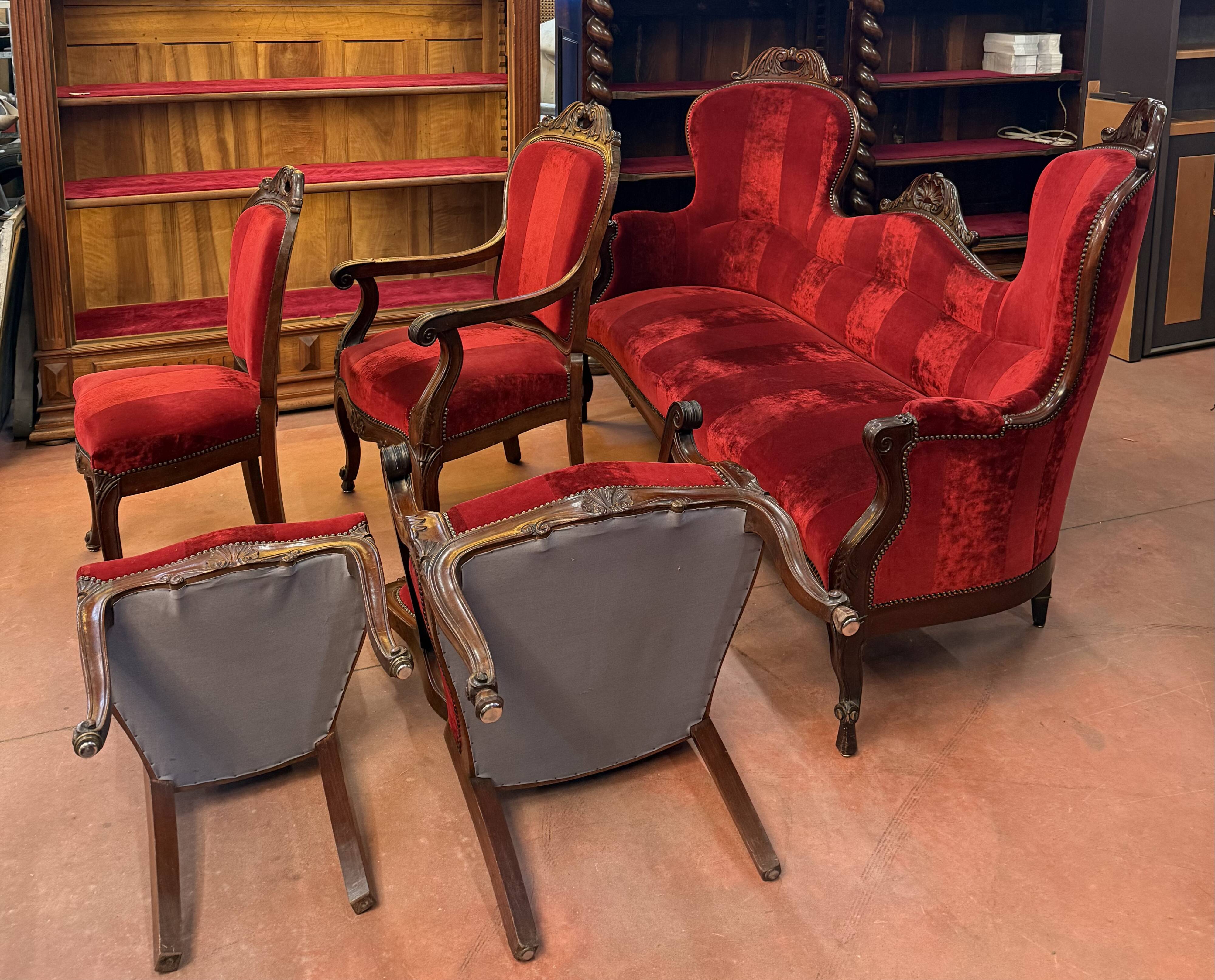 Salon de style Napoléon III, d'époque XX ème siècle
