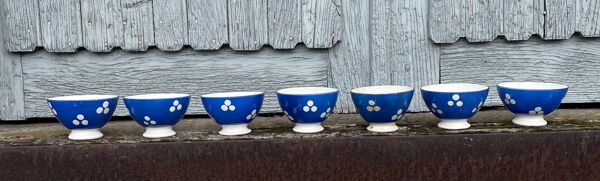 7 mini bol à café decor motif petits pois bleus