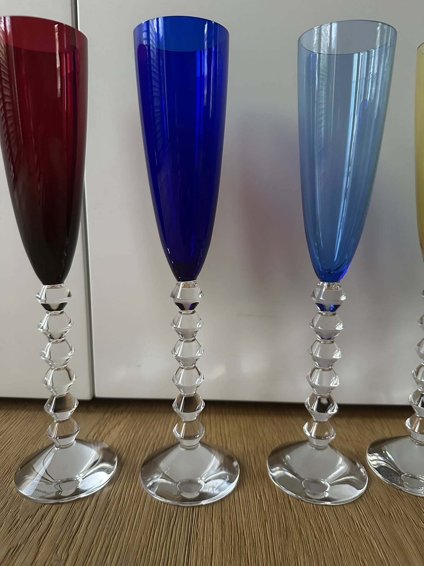 Set of 6 champagne flutes "Véga Flutissimo" in tinted crystal —