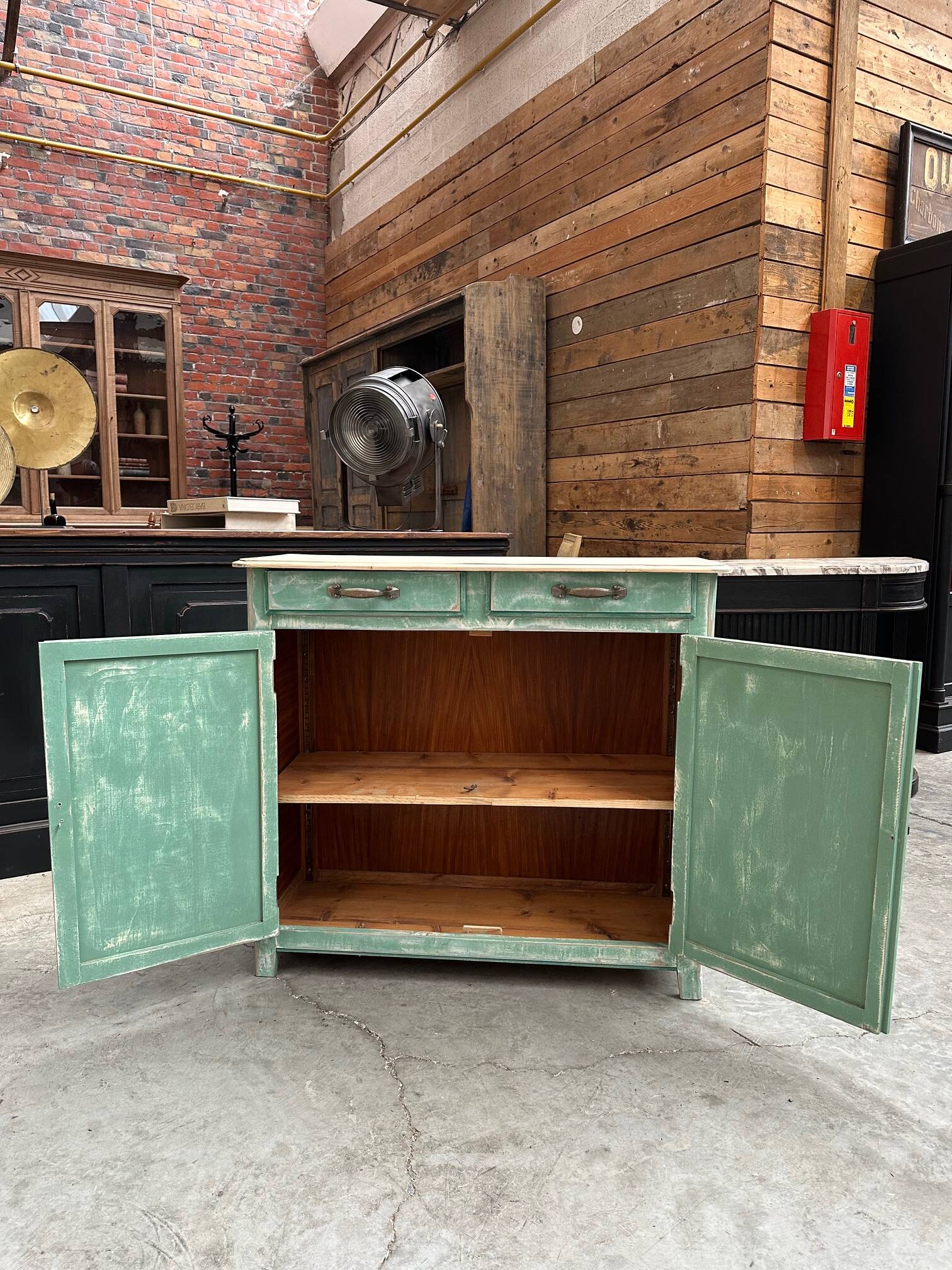 Buffet parisien Début XXème