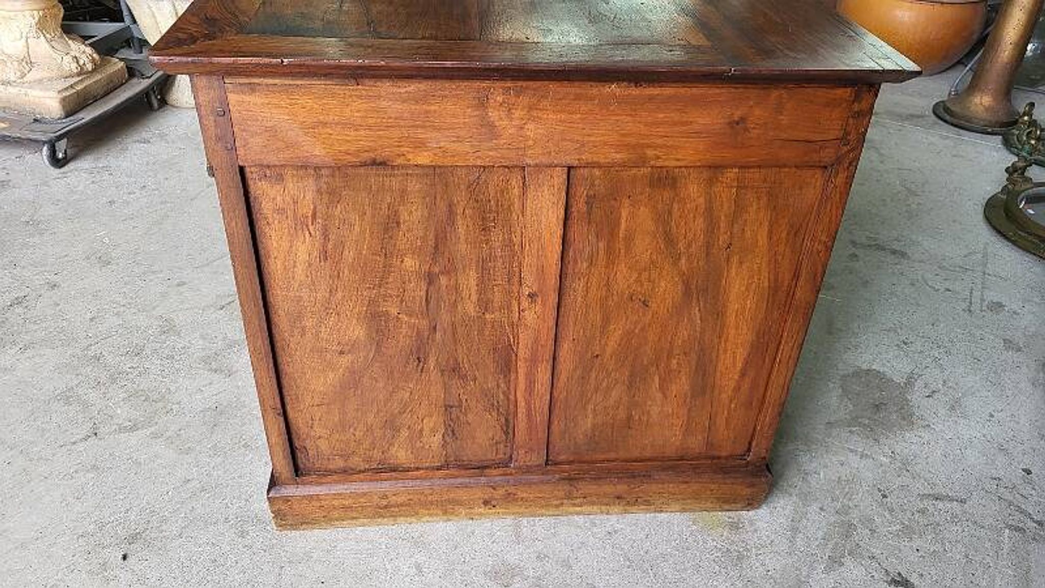 BUREAU A 9 TIROIRS EN NOYER 1900