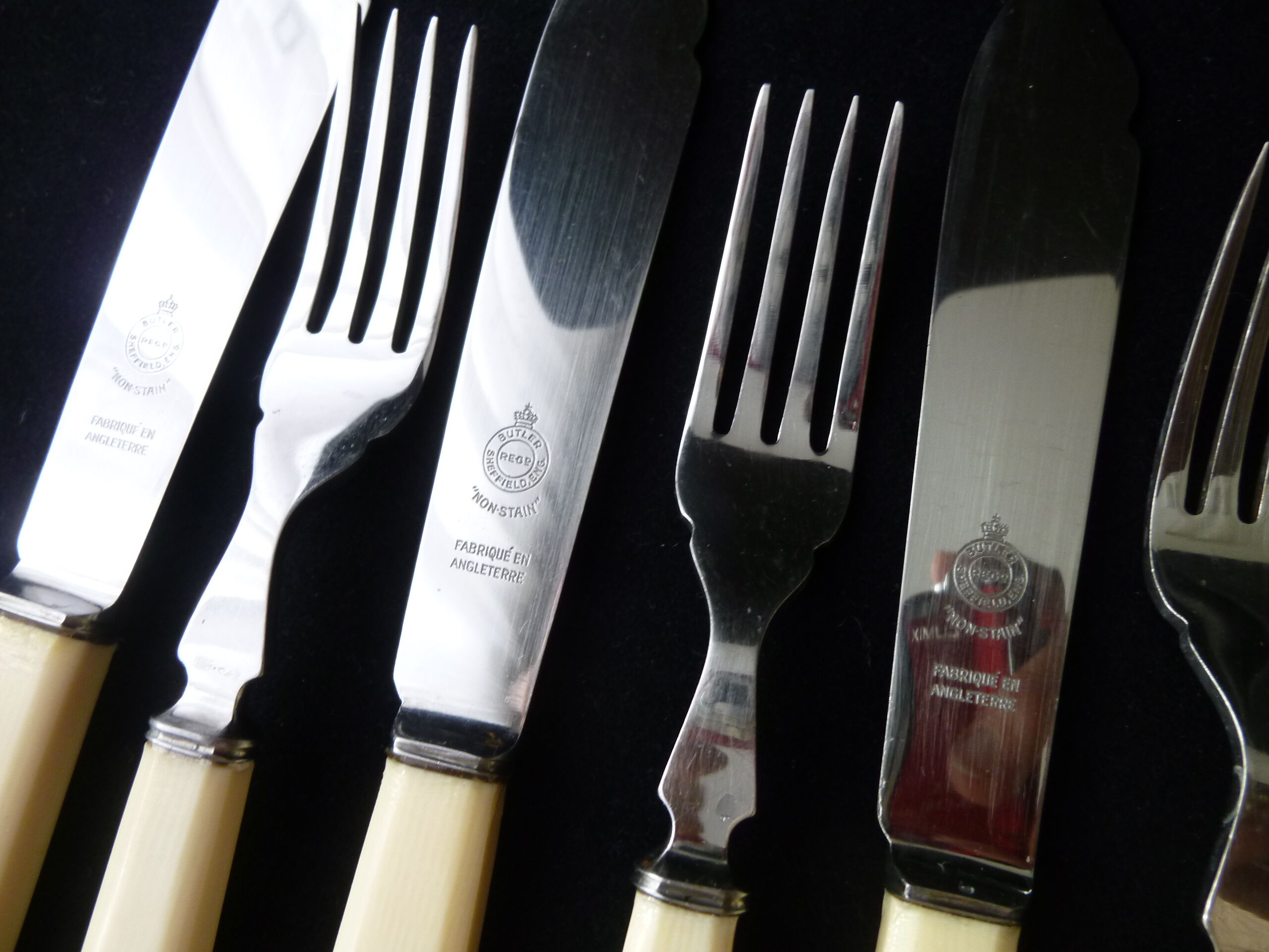 Set of Butler and Sheffield fish cutlery, 10 pieces